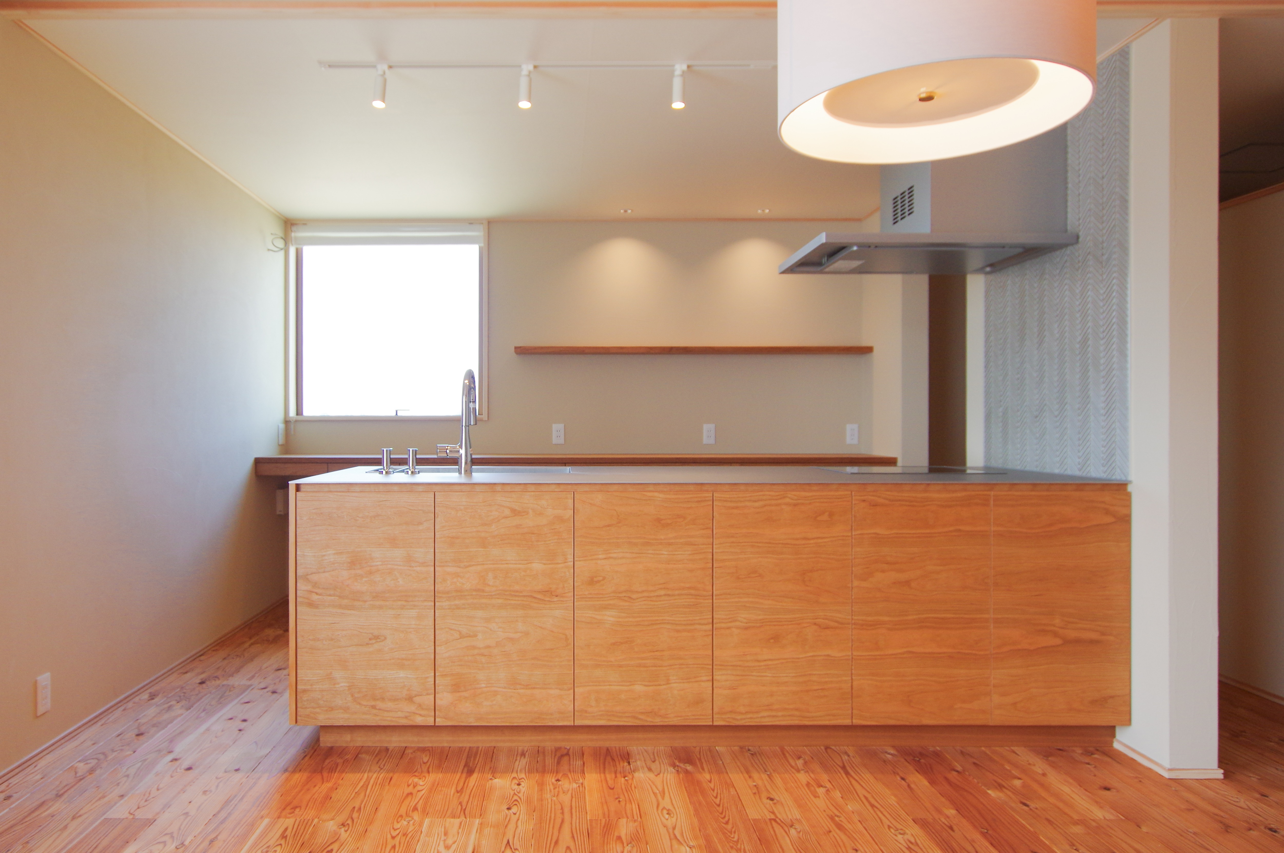 title: HOUSE 259 | Page No,272 | No.1 | sync-furniture | 株式会社 SYNC | 福岡県 家具工房 | オーダーメイドキッチン