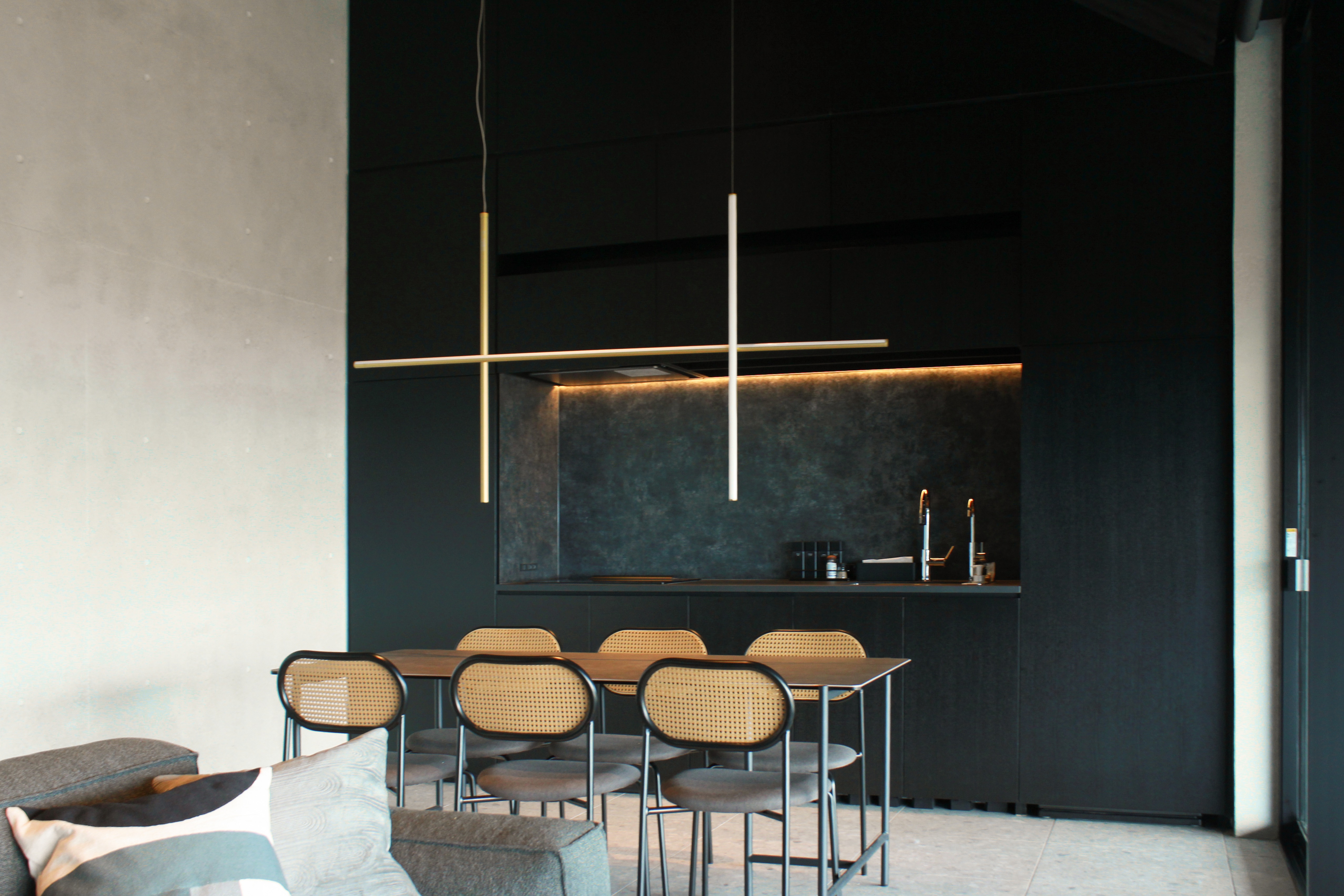 title: HOUSE 260 | Page No,273 | No.2 | sync-furniture | 株式会社 SYNC | 福岡県 家具工房 | オーダーメイドキッチン
