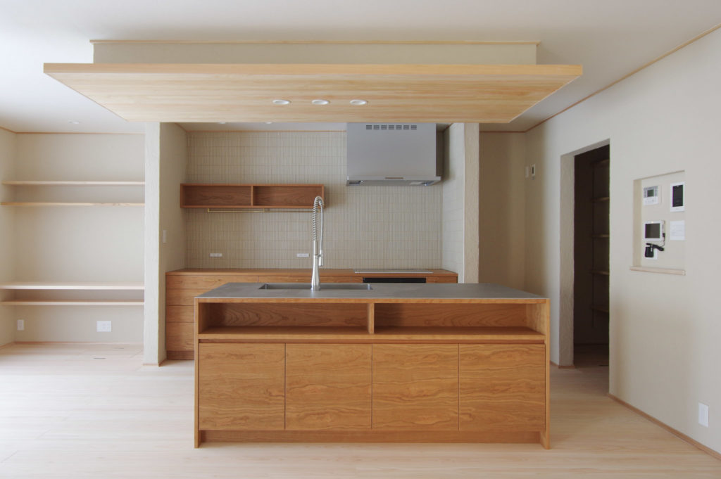 title: HOUSE 261 | Page No,274 | No.1 | sync-furniture | 株式会社 SYNC | 福岡県 家具工房 | オーダーメイドキッチン