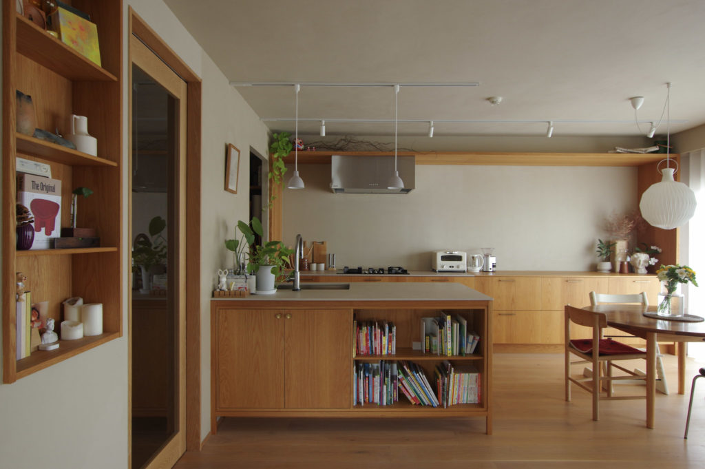 title: HOUSE 262 | Page No,275 | No.2 | sync-furniture | 株式会社 SYNC | 福岡県 家具工房 | オーダーメイドキッチン