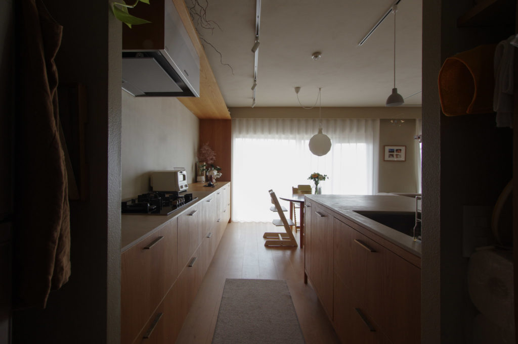 title: HOUSE 262 | Page No,275 | No.4 | sync-furniture | 株式会社 SYNC | 福岡県 家具工房 | オーダーメイドキッチン