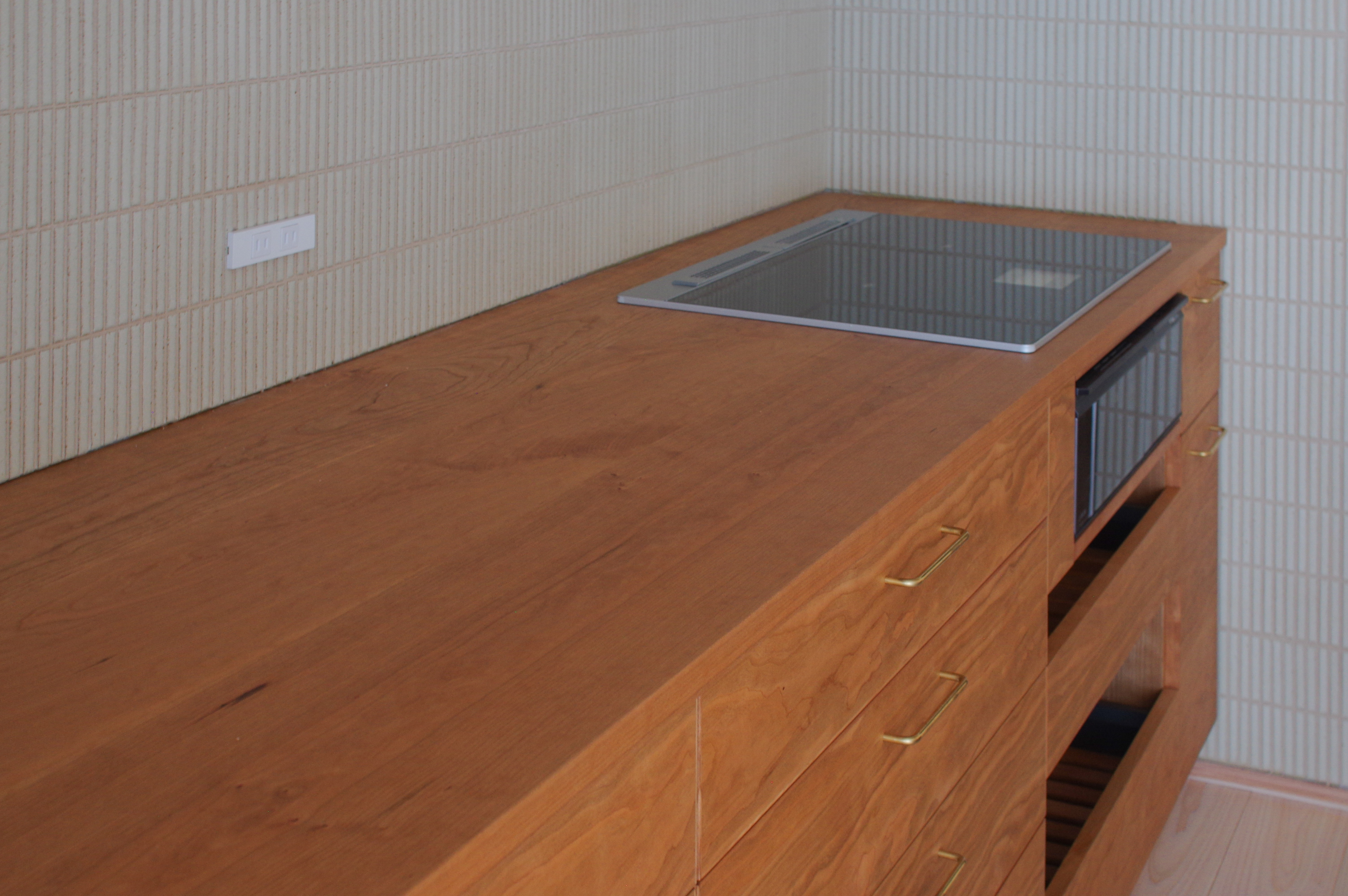 title: HOUSE 261 | Page No,274 | No.11 | sync-furniture | 株式会社 SYNC | 福岡県 家具工房 | オーダーメイドキッチン
