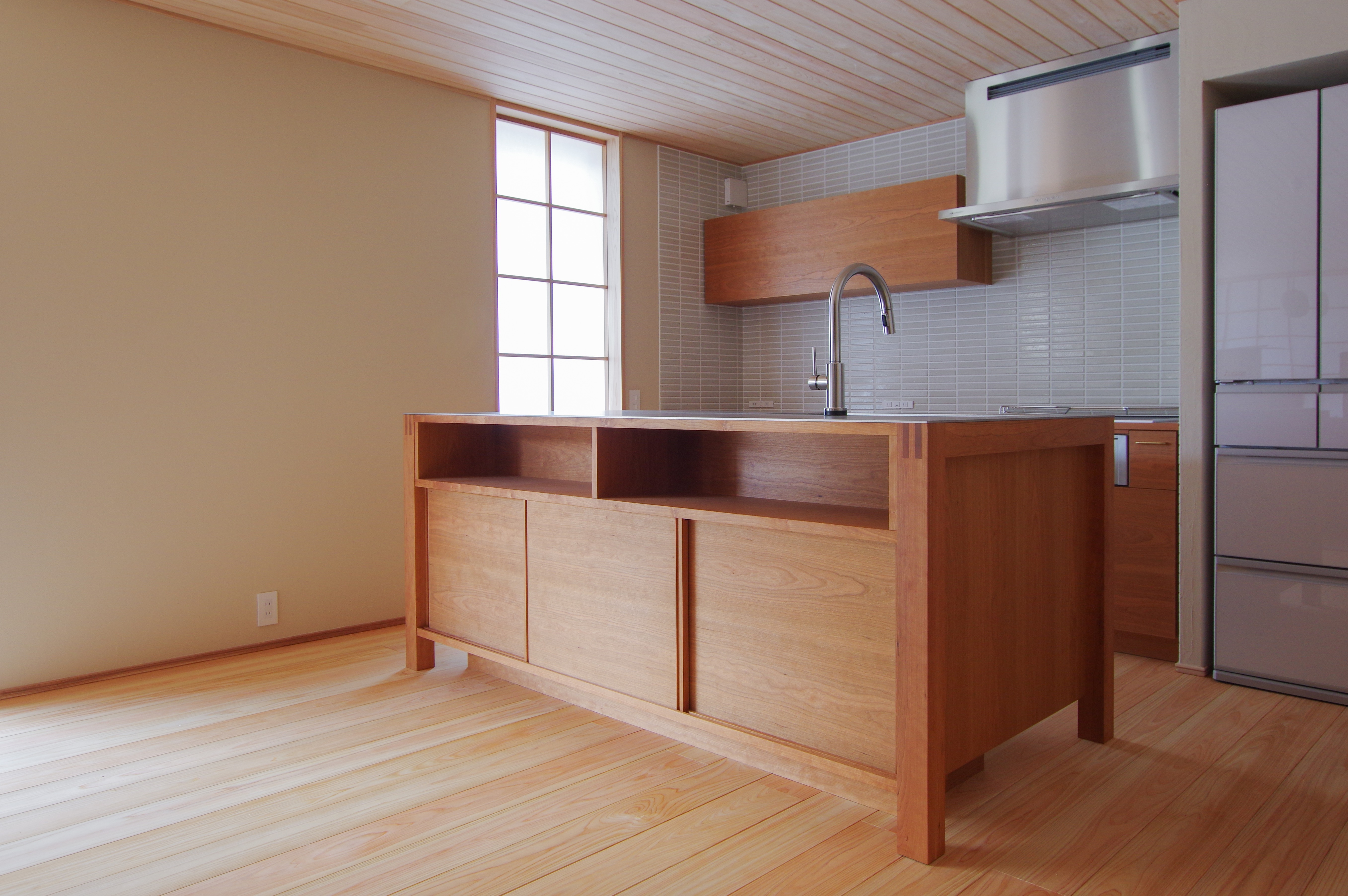 title: HOUSE 263 | Page No,276 | No.2 | sync-furniture | 株式会社 SYNC | 福岡県 家具工房 | オーダーメイドキッチン