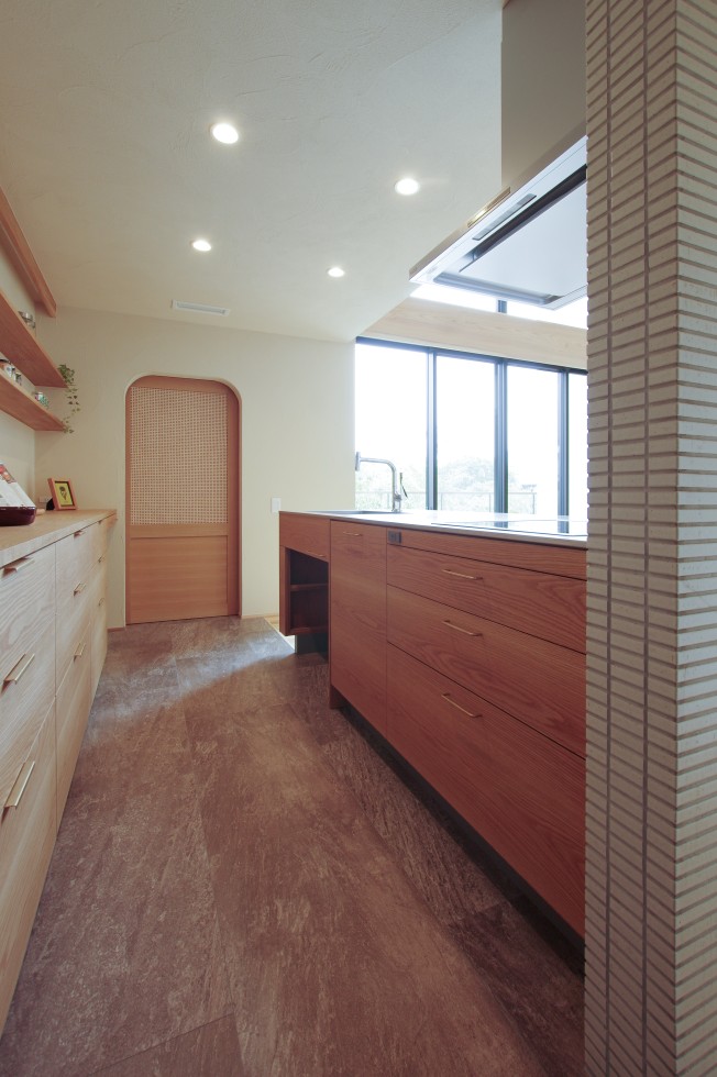 title: HOUSE 265 | Page No,280 | No.3 | sync-furniture | 株式会社 SYNC | 福岡県 家具工房 | オーダーメイドキッチン