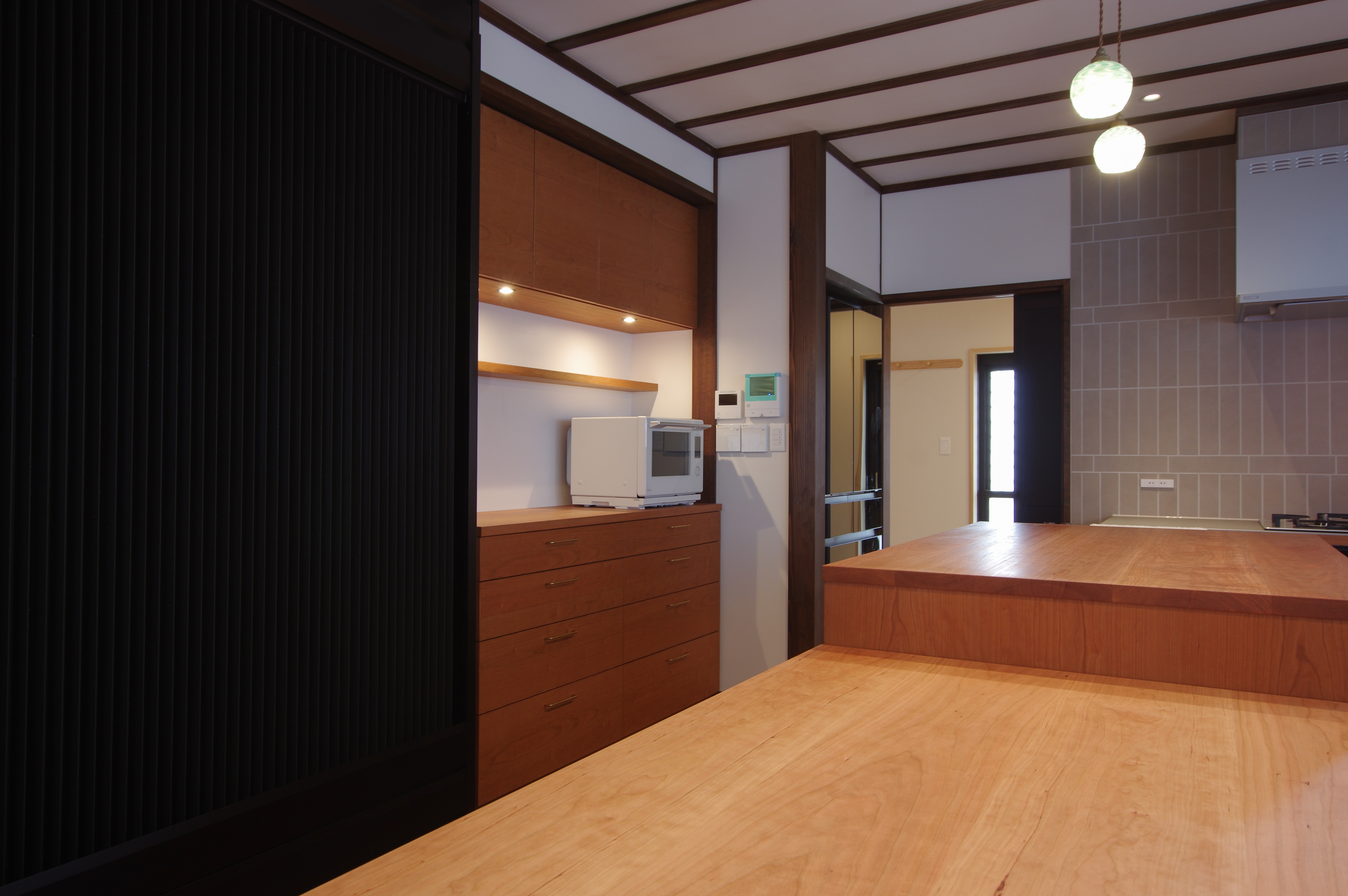 title: HOUSE 268 | Page No,285 | No.7 | sync-furniture | 株式会社 SYNC | 福岡県 家具工房 | オーダーメイドキッチン