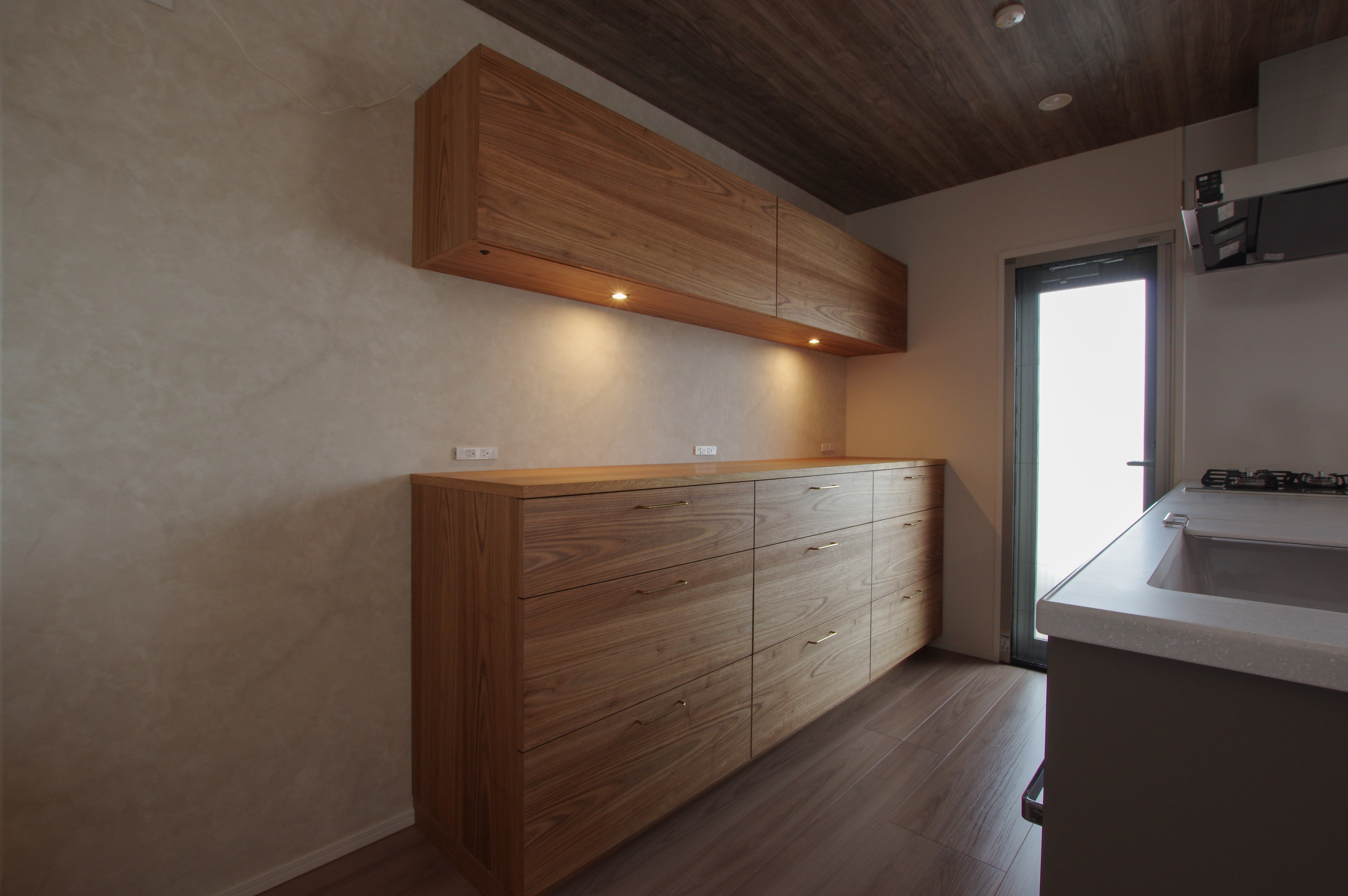 title: HOUSE 272 | Page No,290 | No.2 | sync-furniture | 株式会社 SYNC | 福岡県 家具工房 | オーダーメイドキッチン