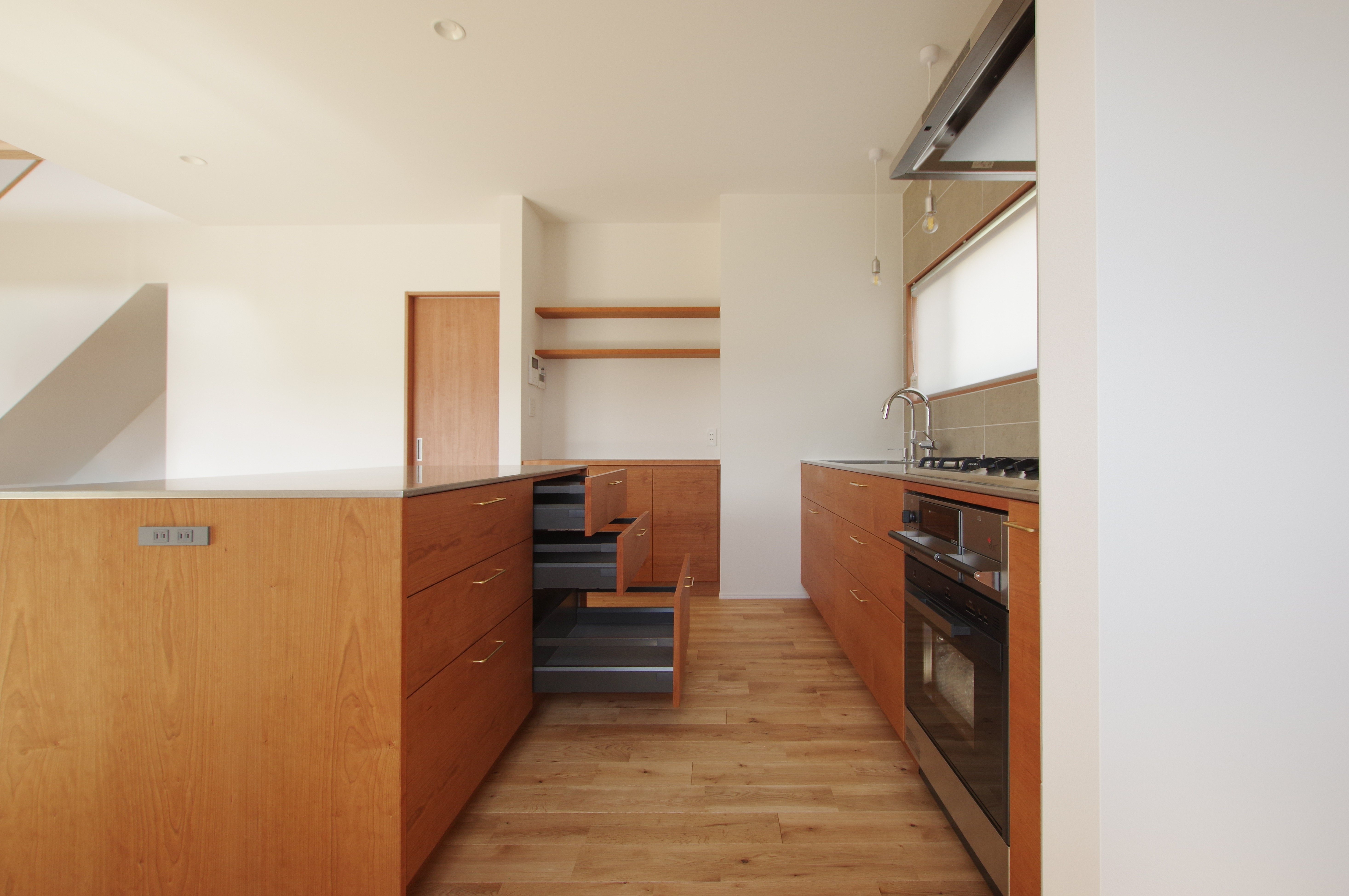 title: HOUSE 274 | Page No,293 | No.6 | sync-furniture | 株式会社 SYNC | 福岡県 家具工房 | オーダーメイドキッチン