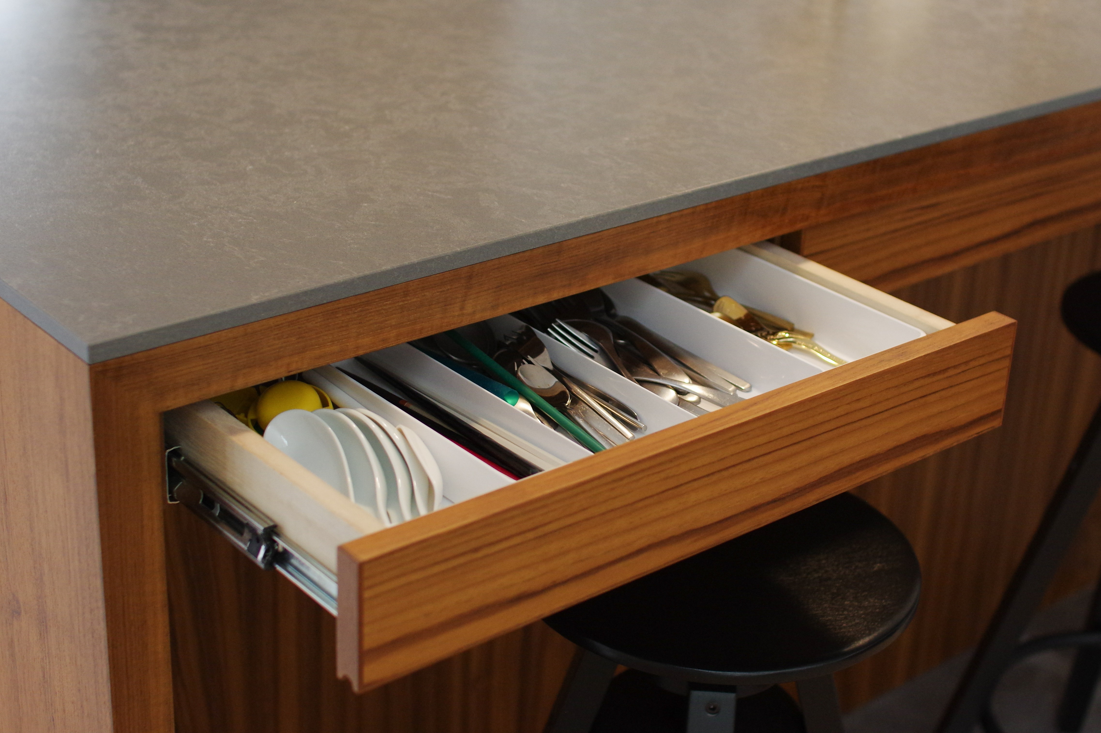 title: 引き出しの種類 | Page No,302 | No.7 | sync-furniture | 株式会社 SYNC | 福岡県 家具工房 | オーダーメイドキッチン