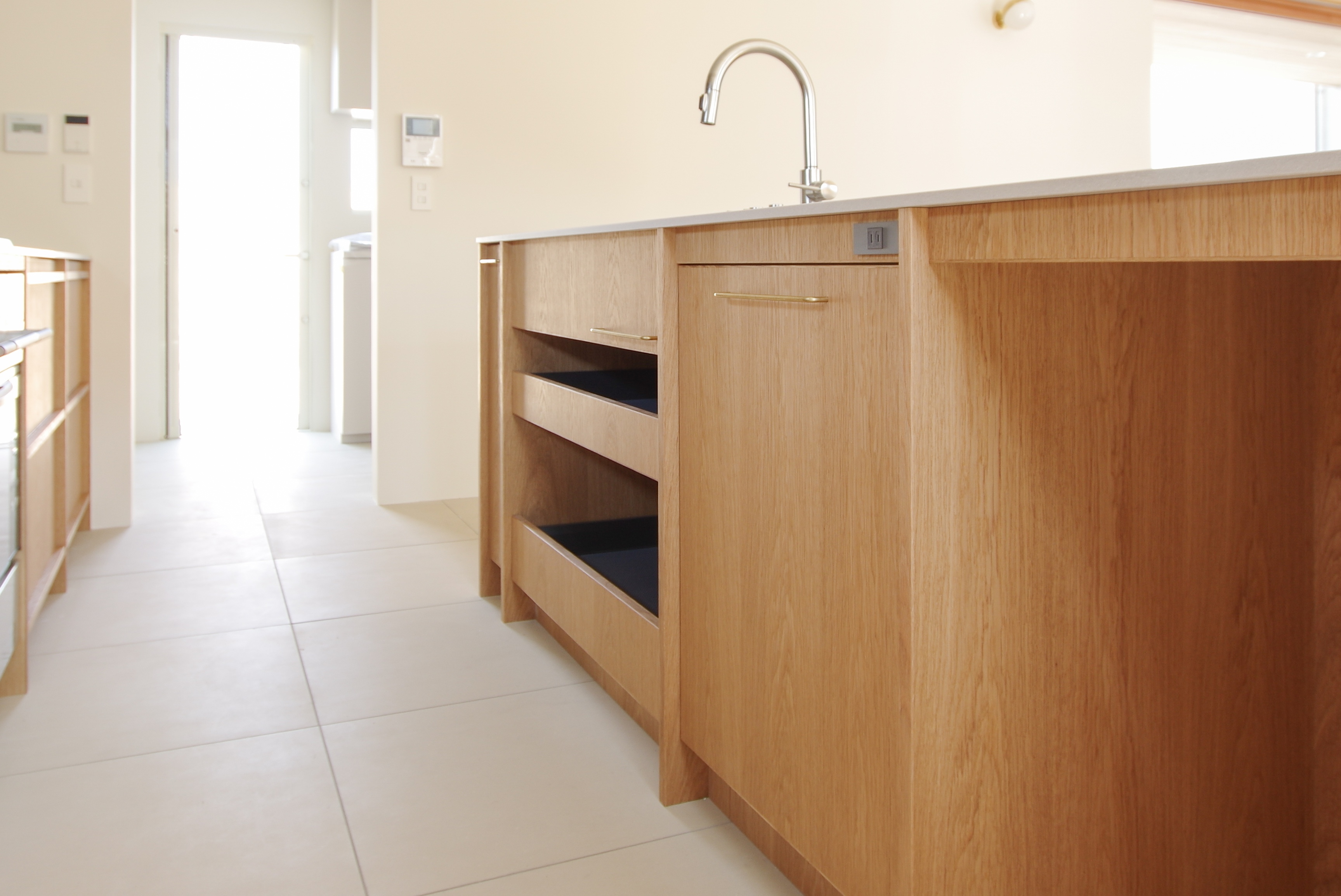 title: 引き出しの種類 | Page No,302 | No.10 | sync-furniture | 株式会社 SYNC | 福岡県 家具工房 | オーダーメイドキッチン