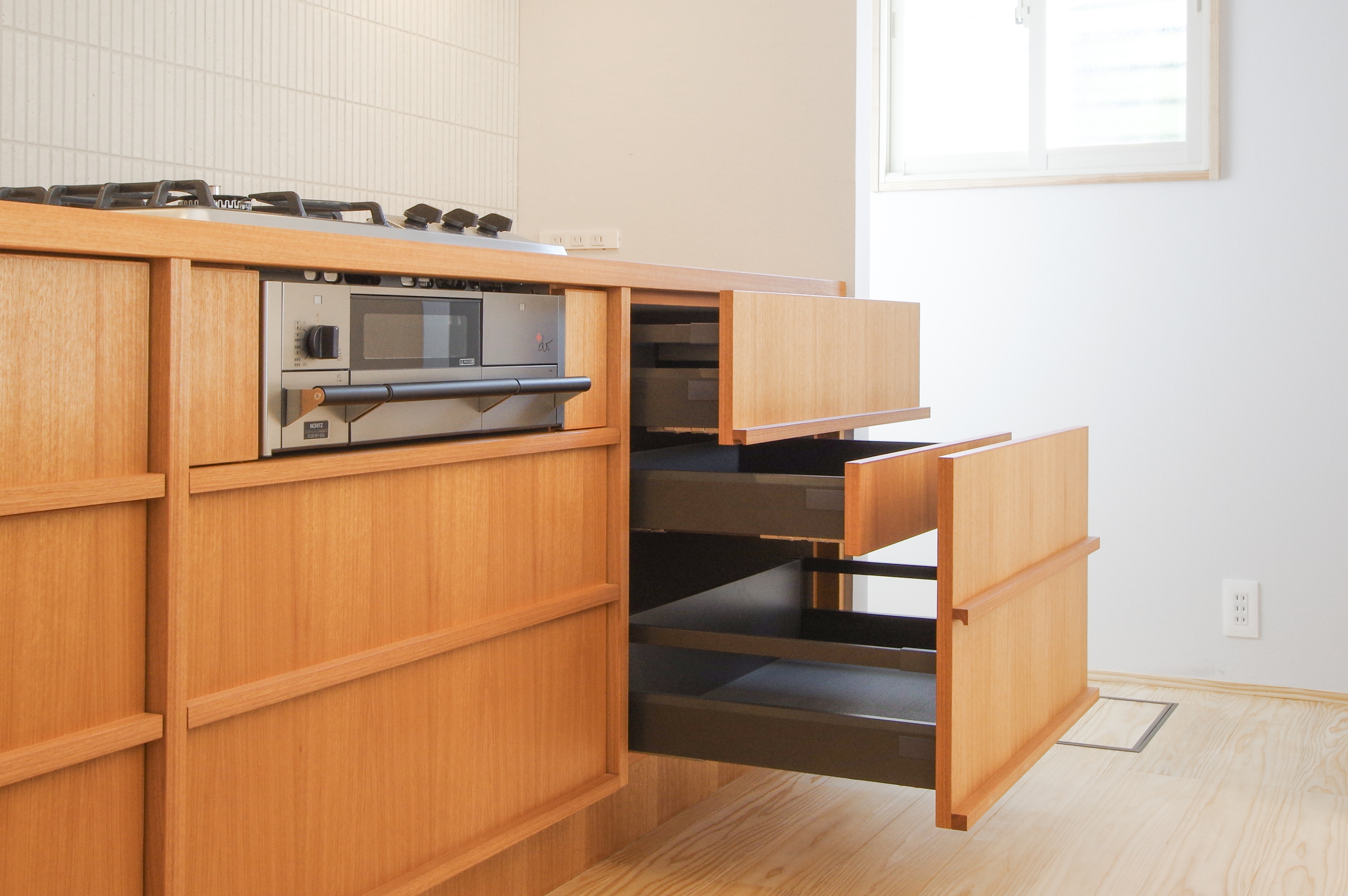 title: 引き出しの種類 | Page No,302 | No.3 | sync-furniture | 株式会社 SYNC | 福岡県 家具工房 | オーダーメイドキッチン