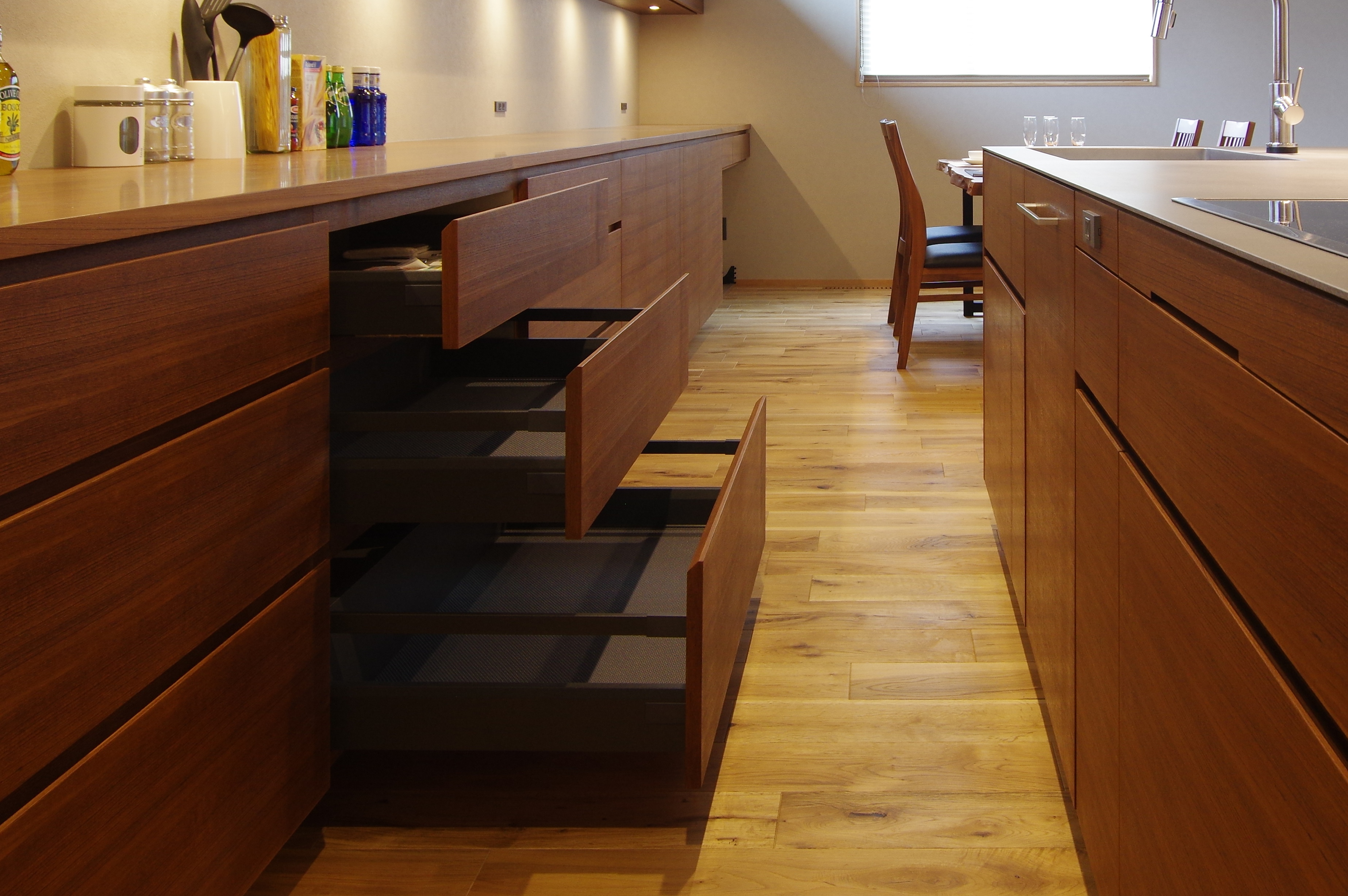 title: 取っ手の種類 | Page No,301 | No.40 | sync-furniture | 株式会社 SYNC | 福岡県 家具工房 | オーダーメイドキッチン