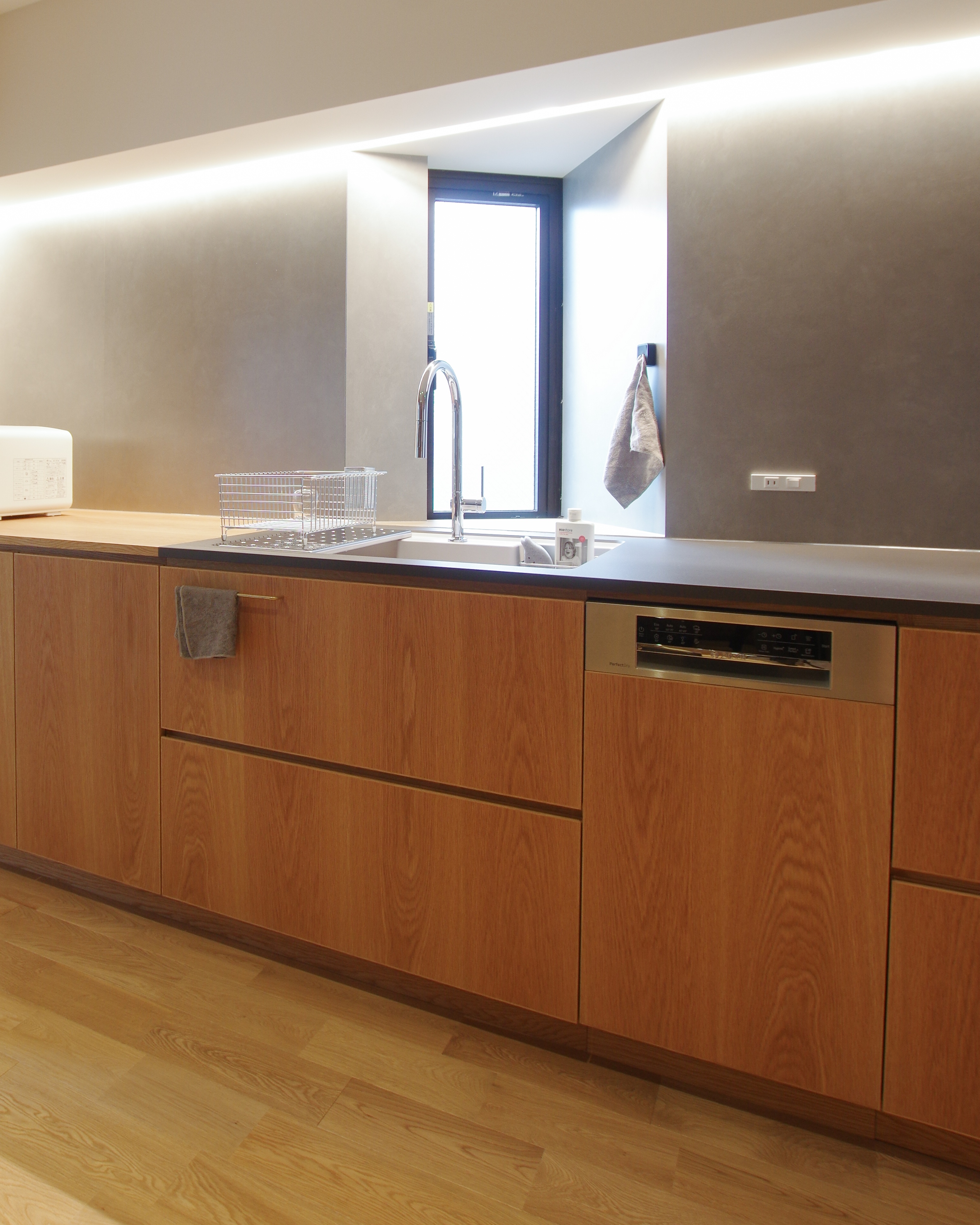 title: HOUSE 279 | Page No,306 | No.5 | sync-furniture | 株式会社 SYNC | 福岡県 家具工房 | オーダーメイドキッチン