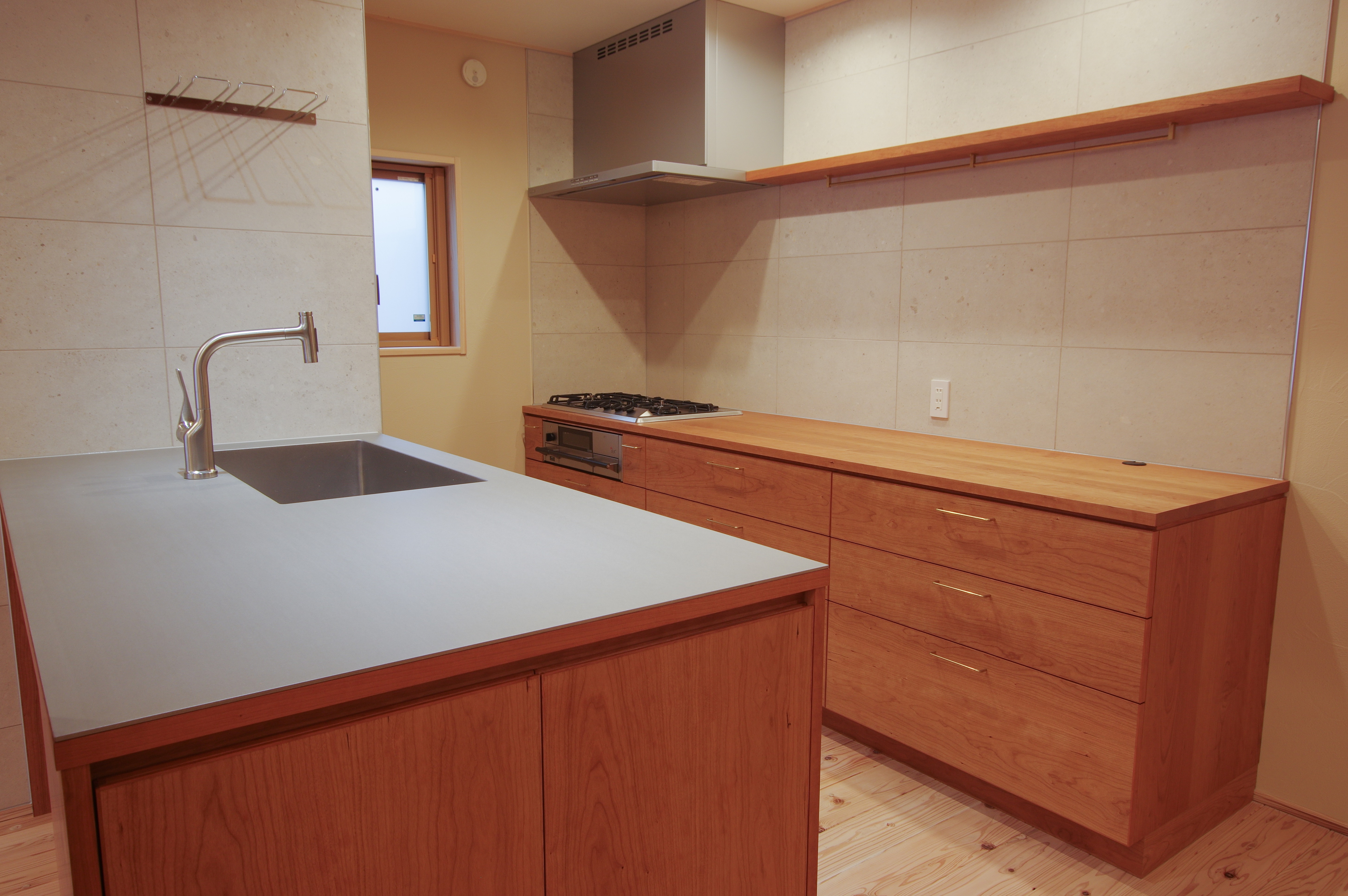 title: HOUSE 280 | Page No,307 | No.8 | sync-furniture | 株式会社 SYNC | 福岡県 家具工房 | オーダーメイドキッチン