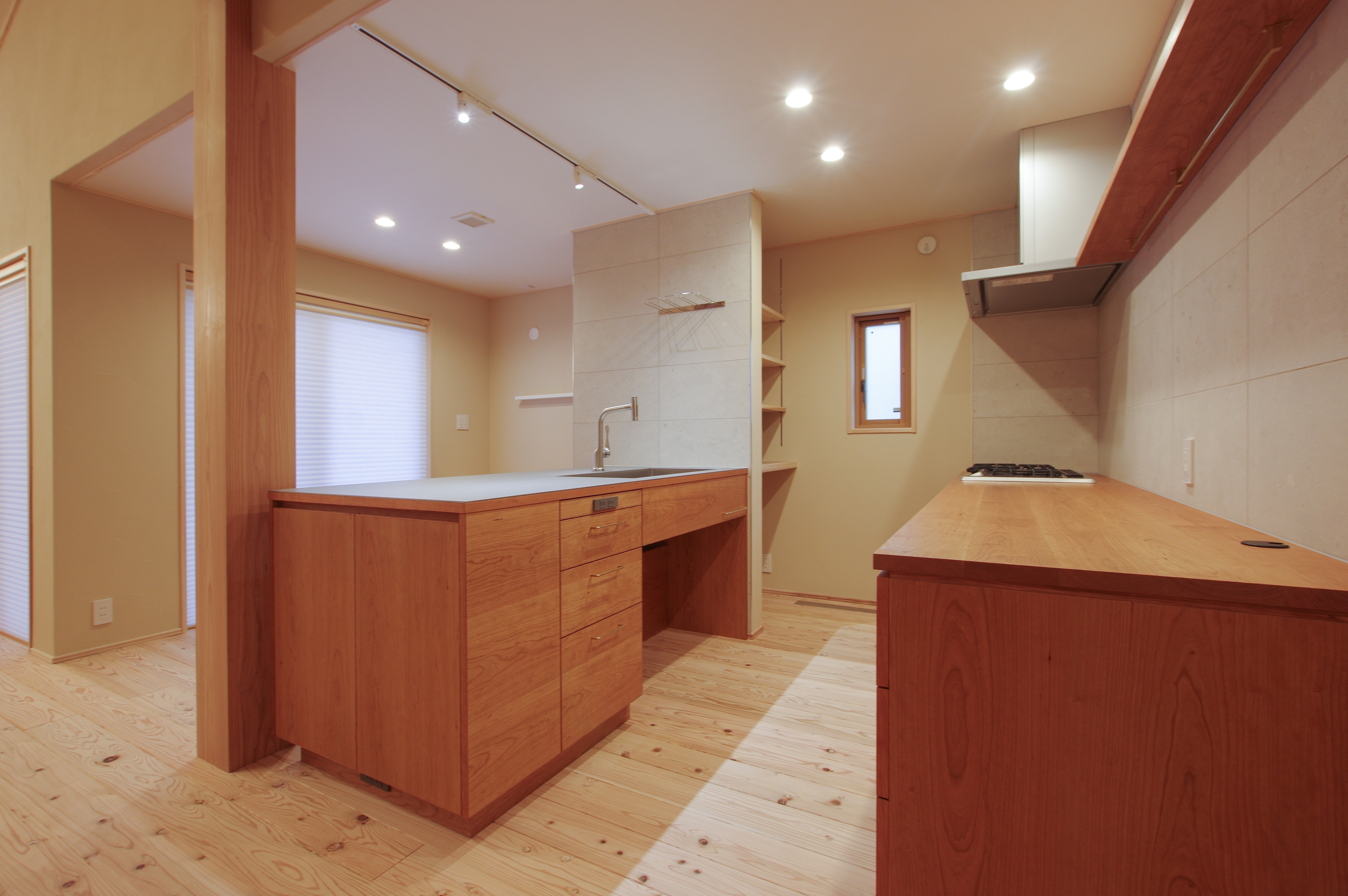 title: HOUSE 280 | Page No,307 | No.3 | sync-furniture | 株式会社 SYNC | 福岡県 家具工房 | オーダーメイドキッチン