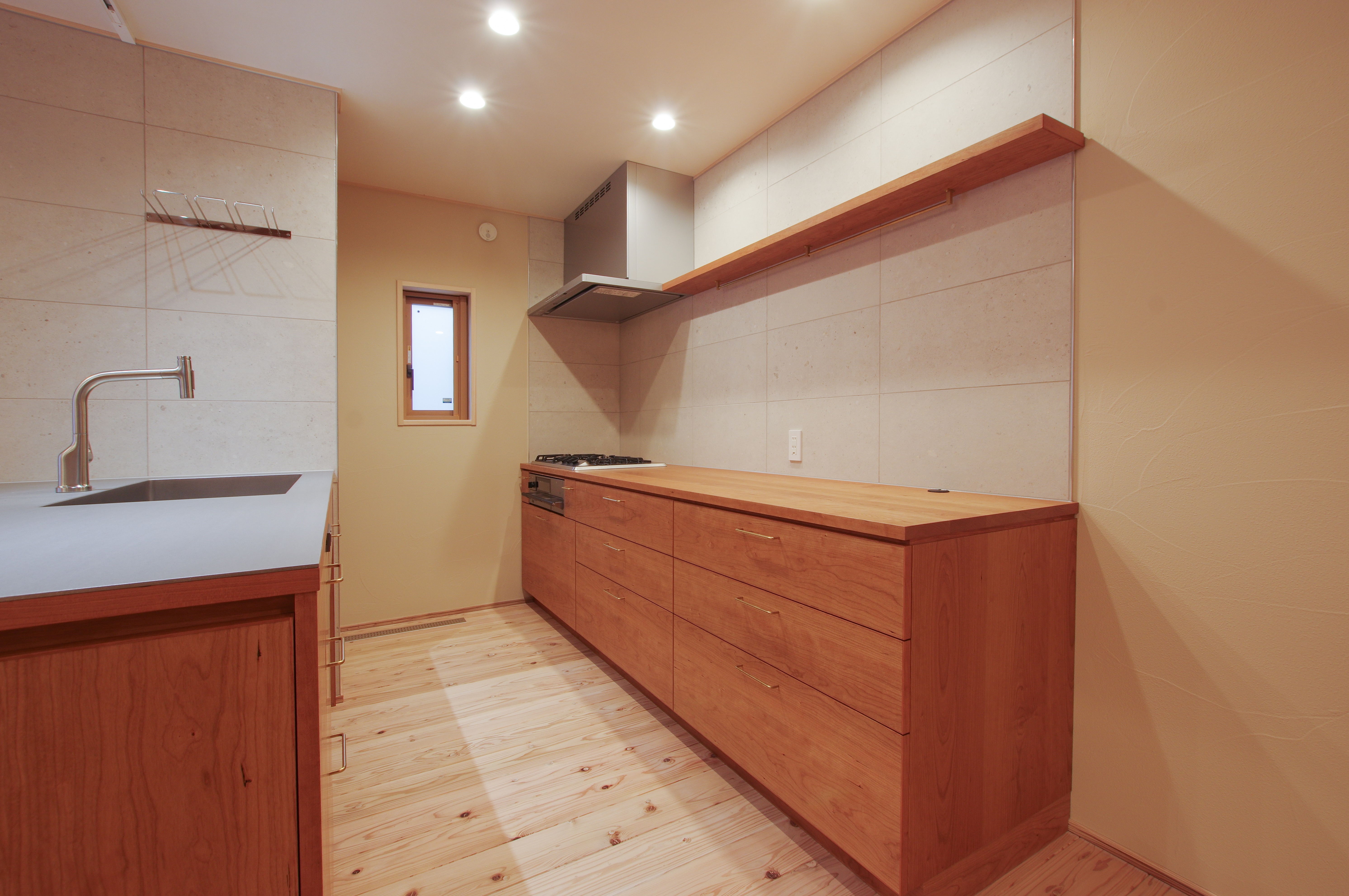 title: HOUSE 280 | Page No,307 | No.4 | sync-furniture | 株式会社 SYNC | 福岡県 家具工房 | オーダーメイドキッチン