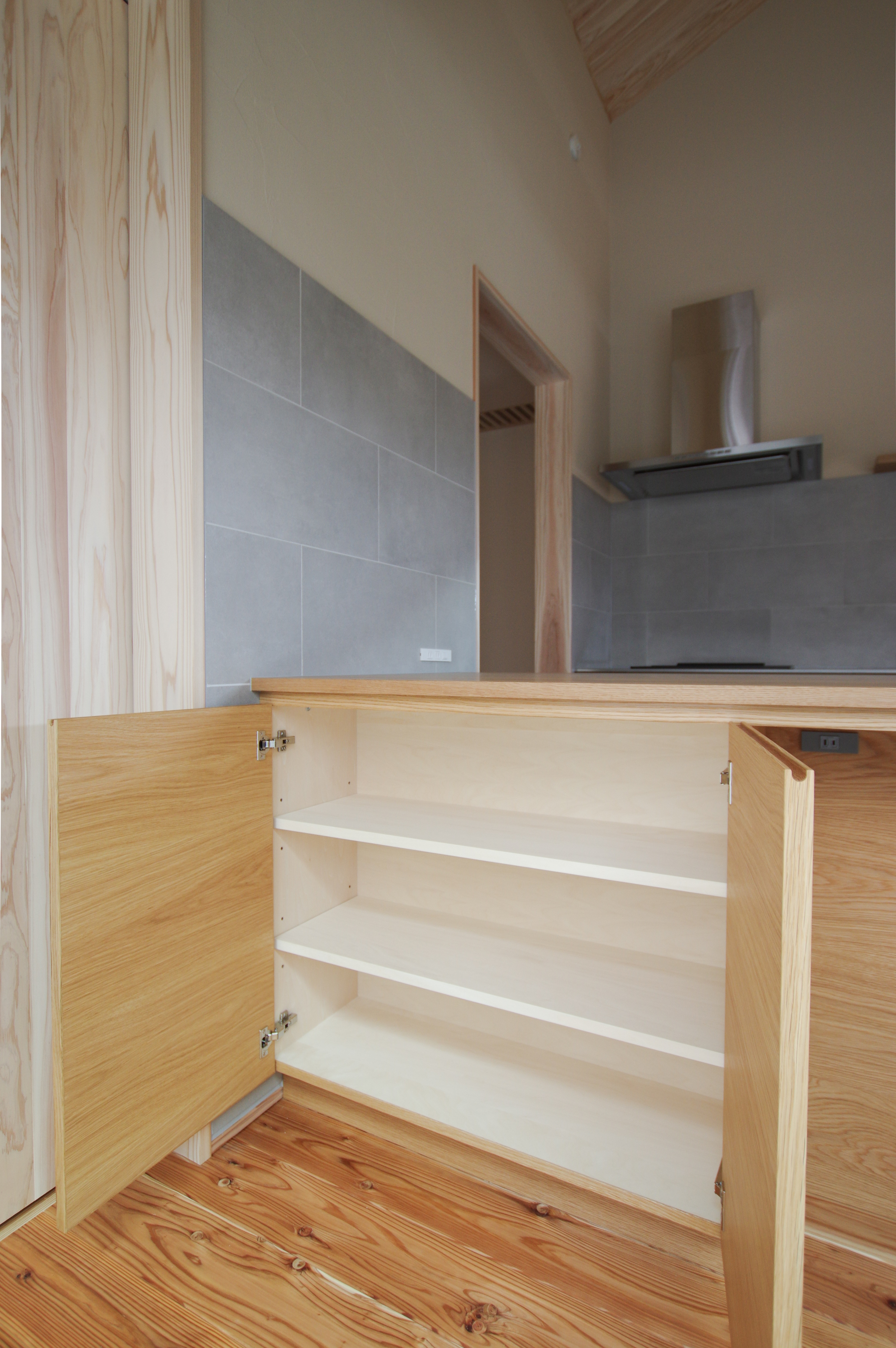 title: HOUSE 281 | Page No,308 | No.21 | sync-furniture | 株式会社 SYNC | 福岡県 家具工房 | オーダーメイドキッチン