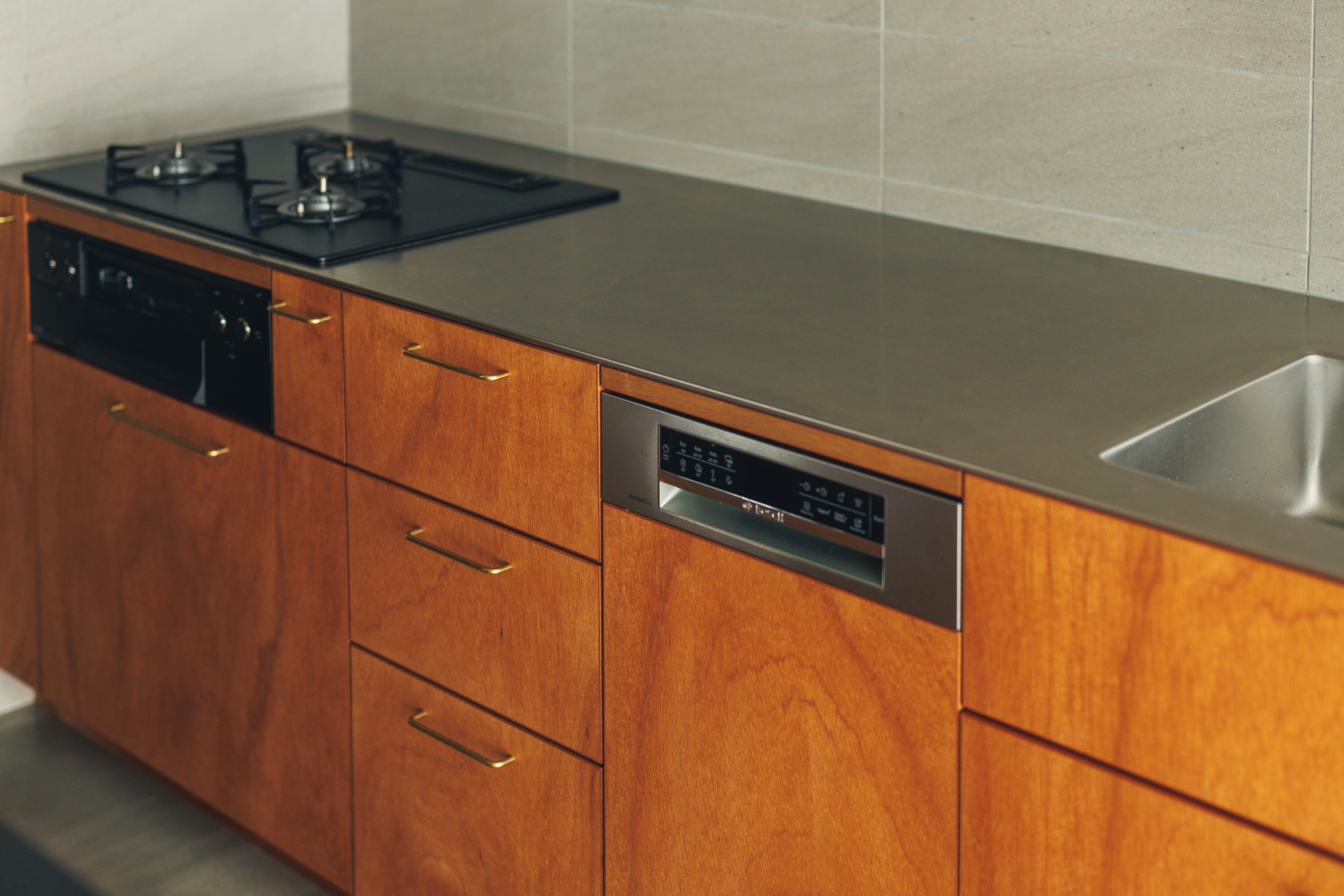 title: HOUSE 278 | Page No,305 | No.4 | sync-furniture | 株式会社 SYNC | 福岡県 家具工房 | オーダーメイドキッチン