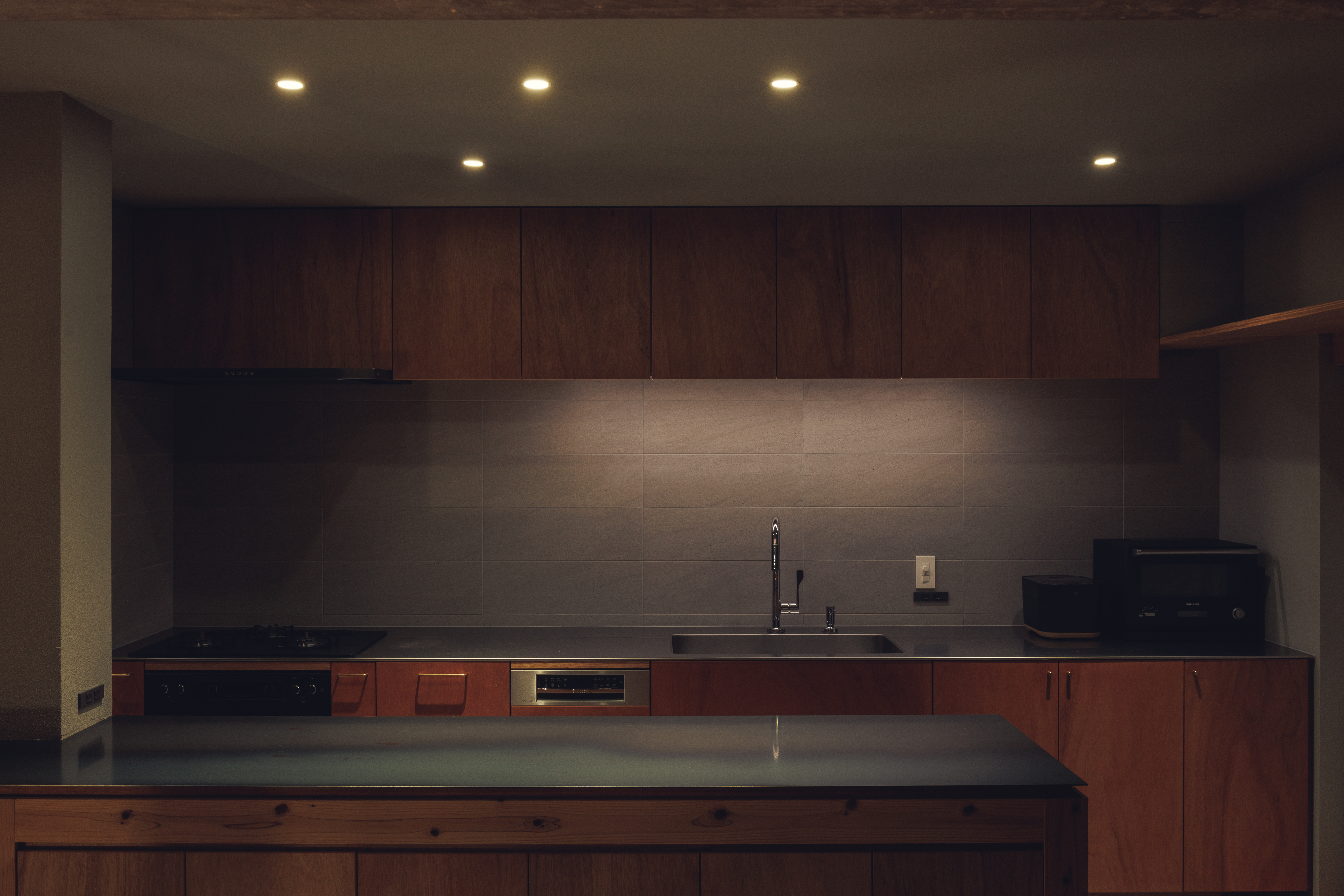 title: HOUSE 278 | Page No,305 | No.8 | sync-furniture | 株式会社 SYNC | 福岡県 家具工房 | オーダーメイドキッチン