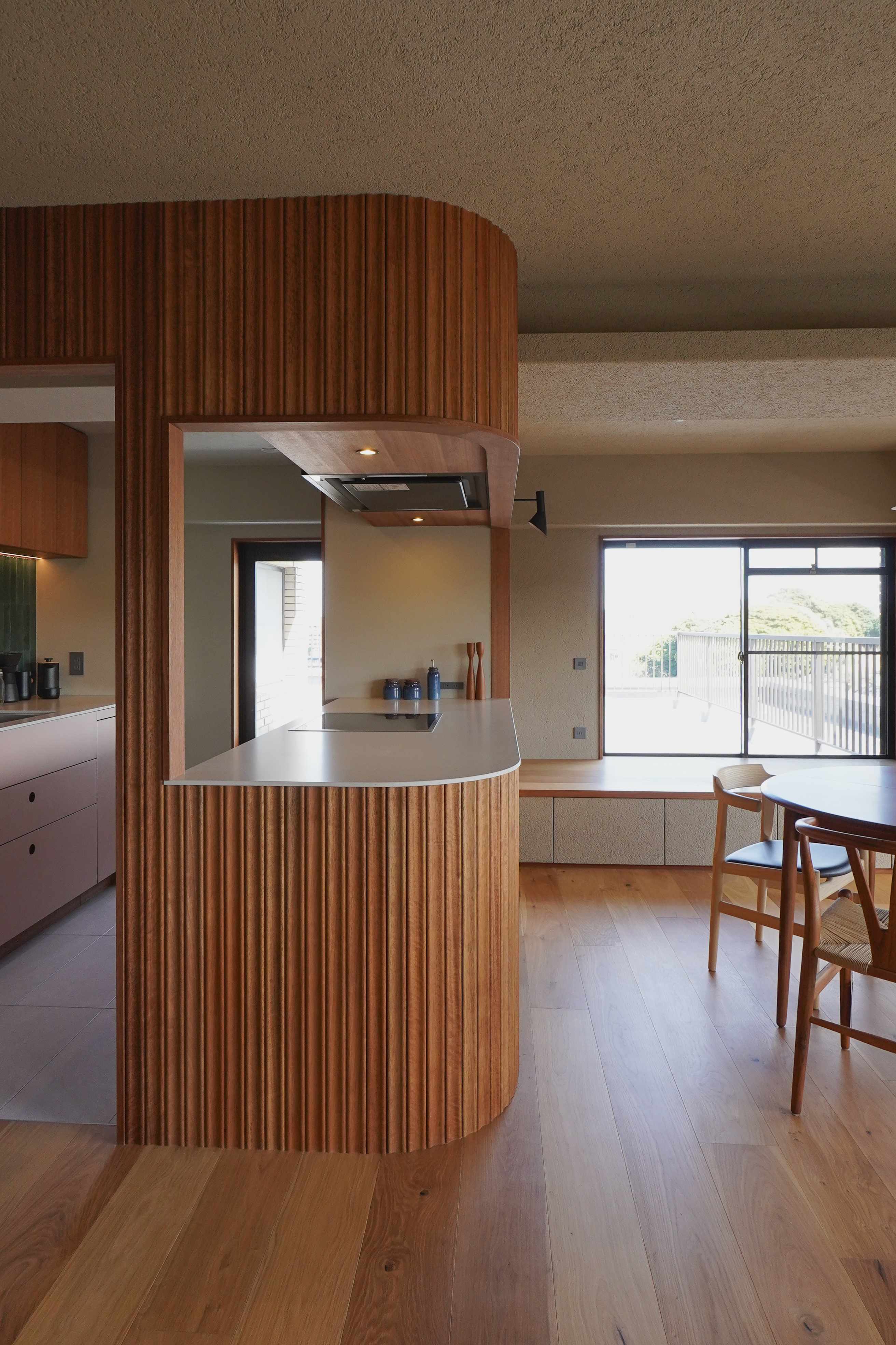 title: HOUSE 285 | Page No,312 | No.4 | sync-furniture | 株式会社 SYNC | 福岡県 家具工房 | オーダーメイドキッチン