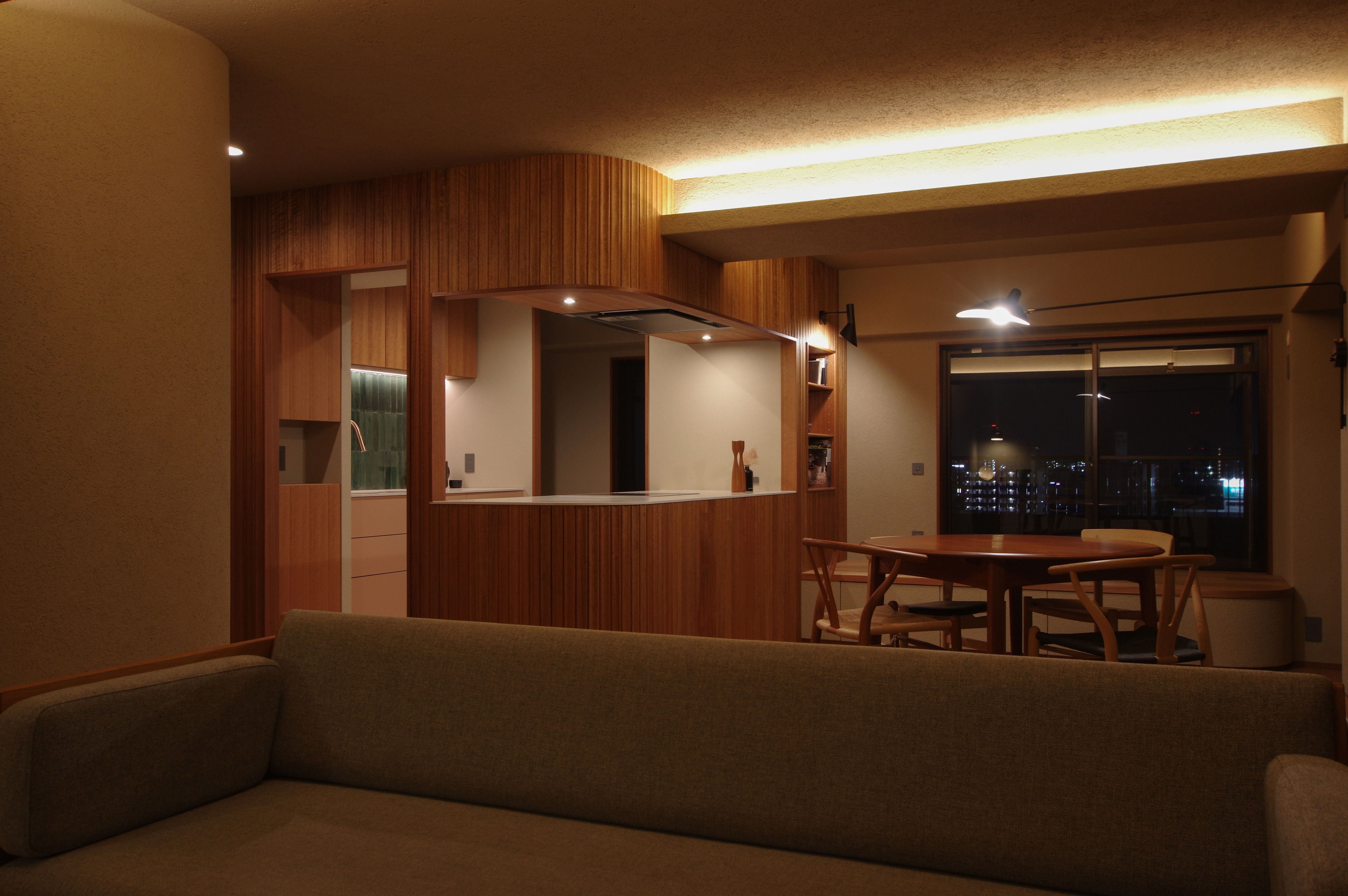 title: HOUSE 285 | Page No,312 | No.10 | sync-furniture | 株式会社 SYNC | 福岡県 家具工房 | オーダーメイドキッチン