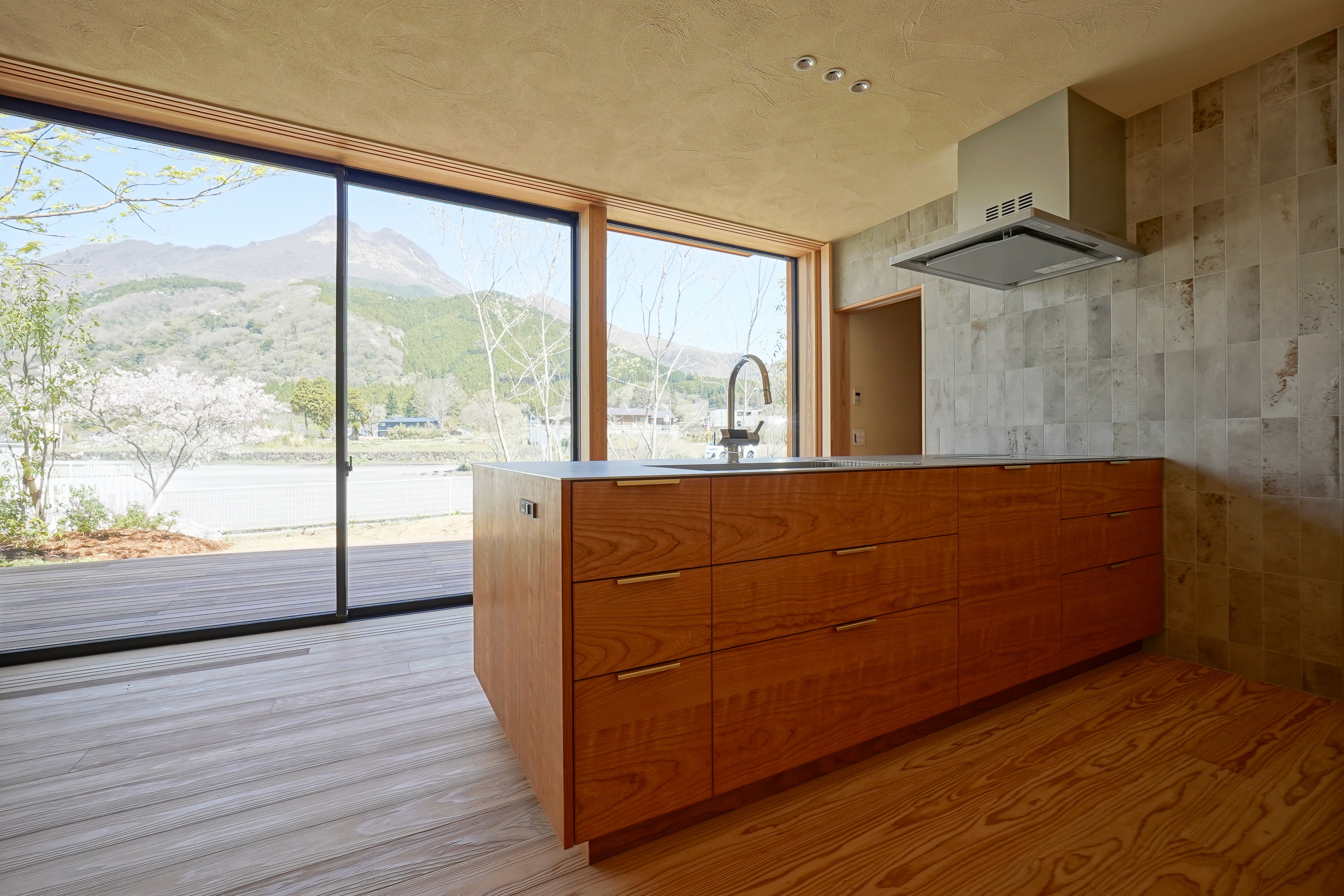 title: HOUSE 287 | Page No,314 | No.5 | sync-furniture | 株式会社 SYNC | 福岡県 家具工房 | オーダーメイドキッチン