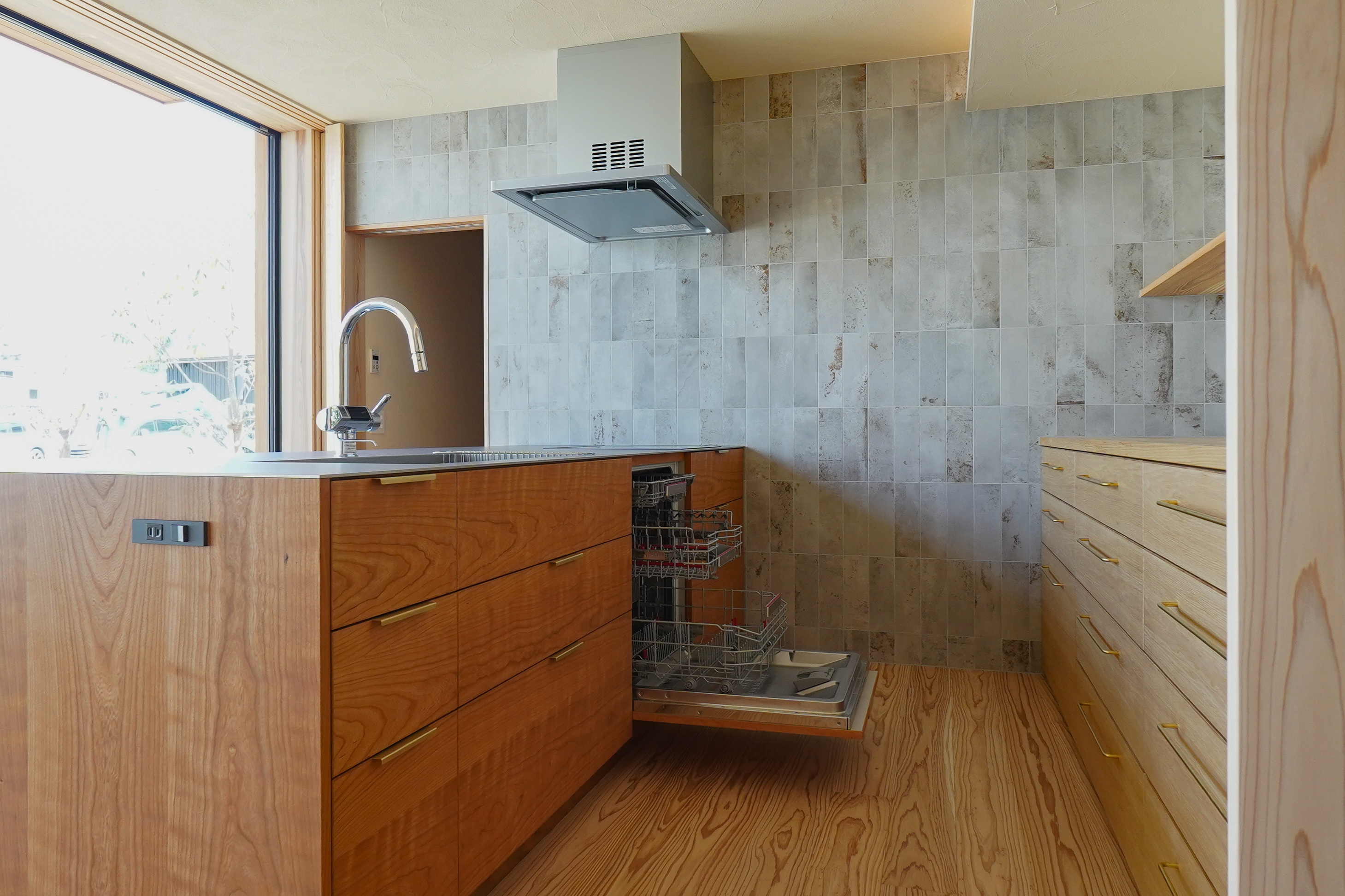 title: HOUSE 287 | Page No,314 | No.8 | sync-furniture | 株式会社 SYNC | 福岡県 家具工房 | オーダーメイドキッチン