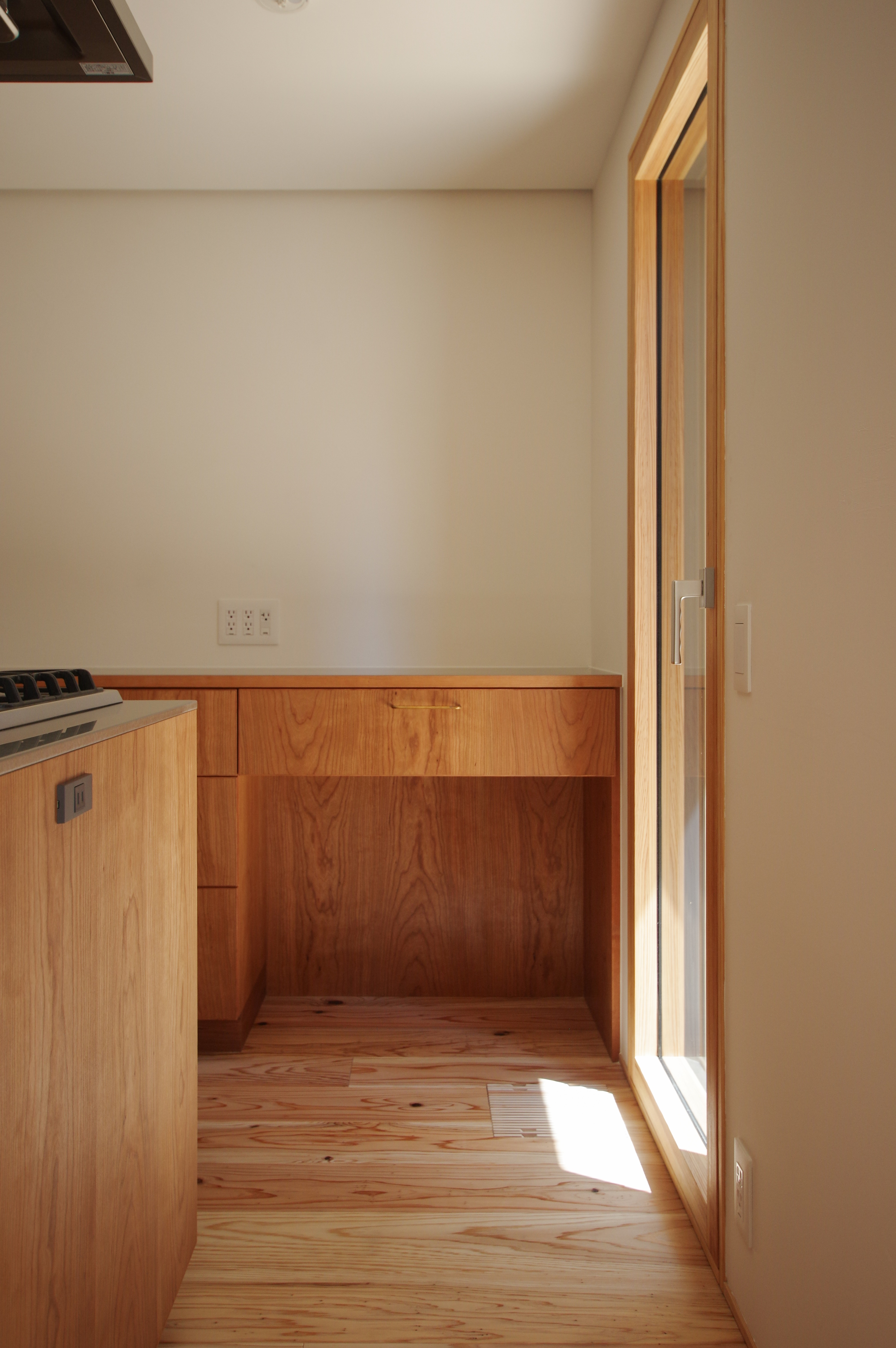 title: HOUSE 289 | Page No,317 | No.15 | sync-furniture | 株式会社 SYNC | 福岡県 家具工房 | オーダーメイドキッチン