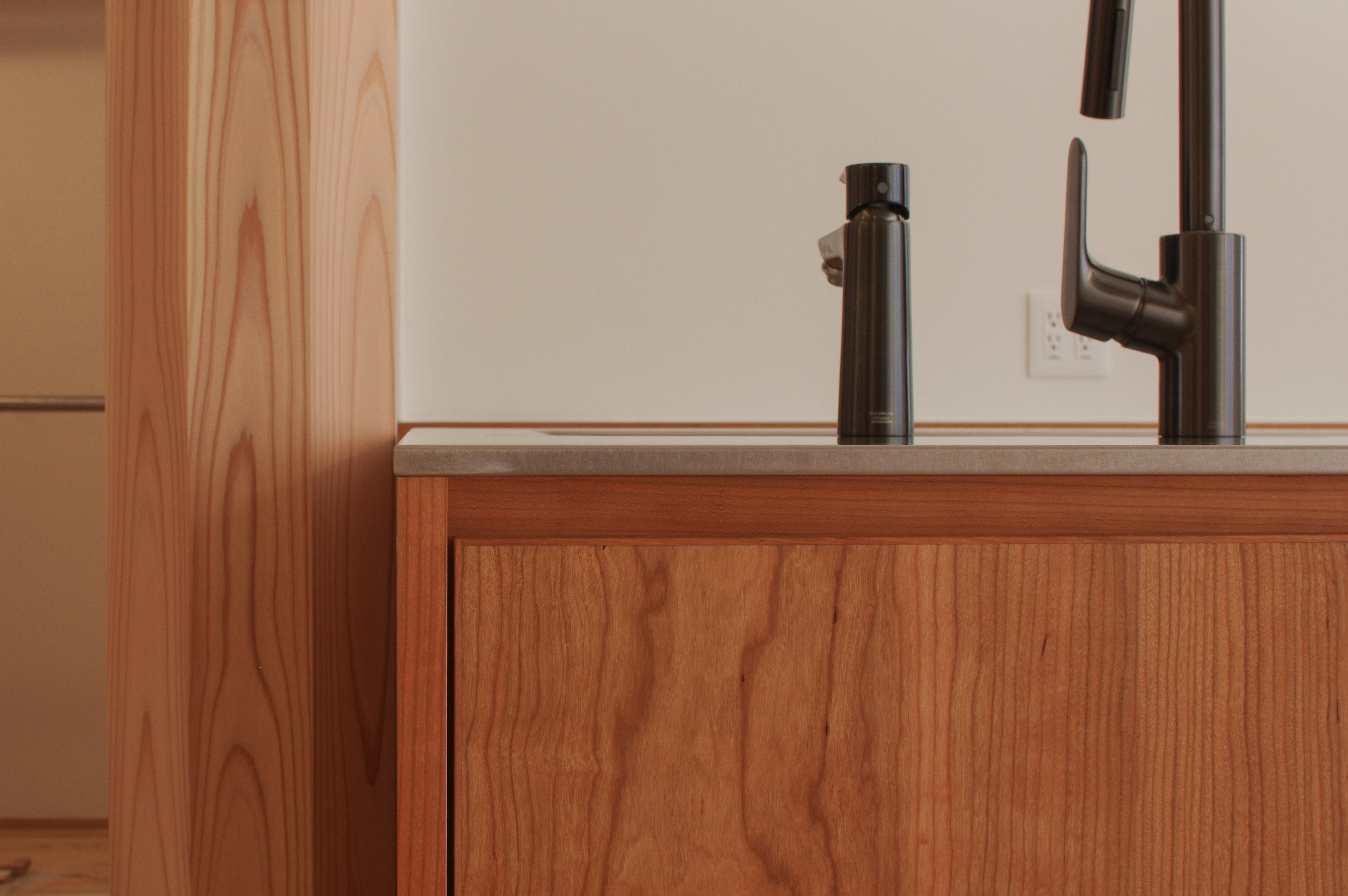 title: HOUSE 289 | Page No,317 | No.2 | sync-furniture | 株式会社 SYNC | 福岡県 家具工房 | オーダーメイドキッチン