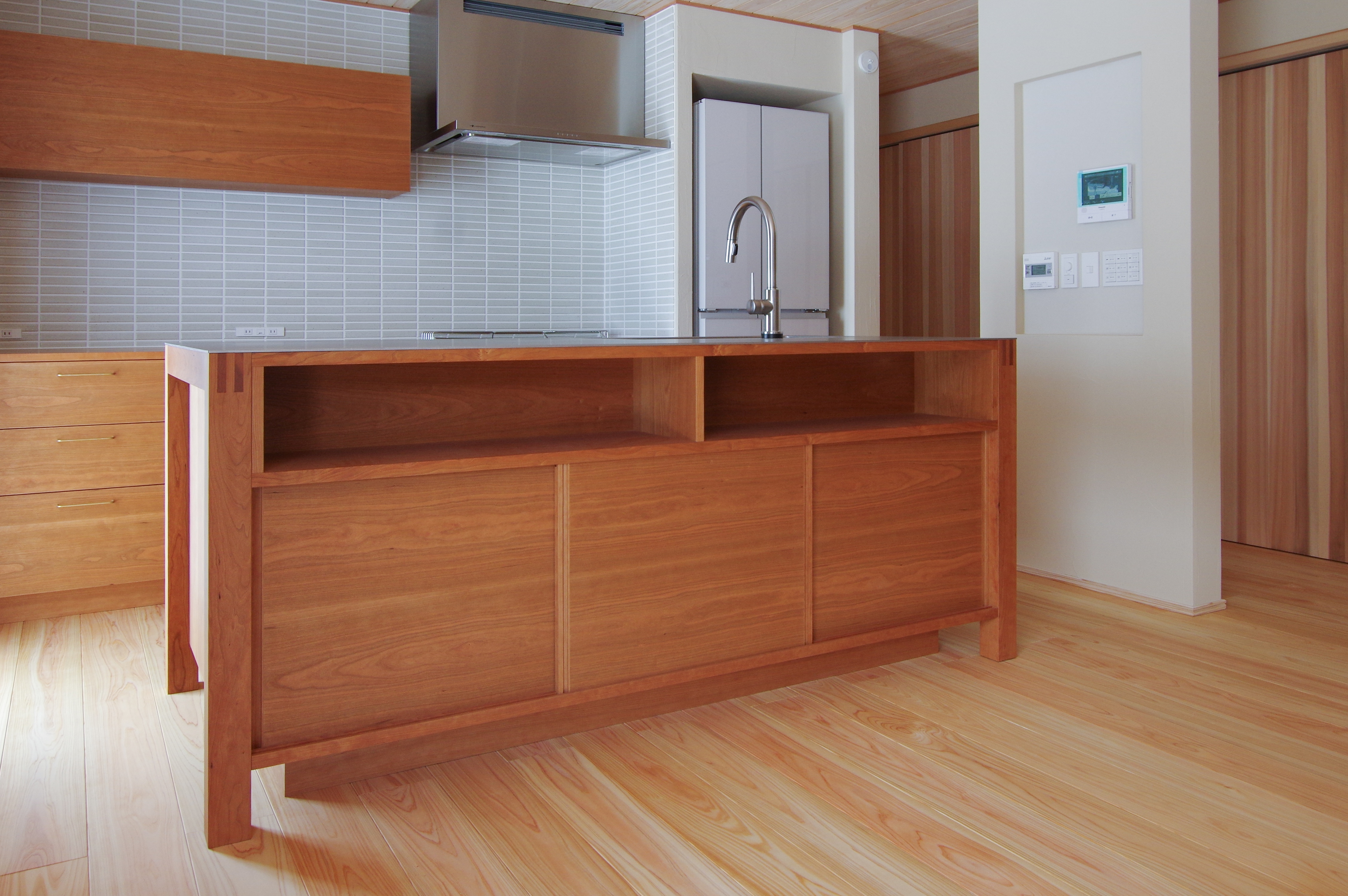 title: キッチン前面のデザイン | Page No,314 | No.6 | sync-furniture | 株式会社 SYNC | 福岡県 家具工房 | オーダーメイドキッチン