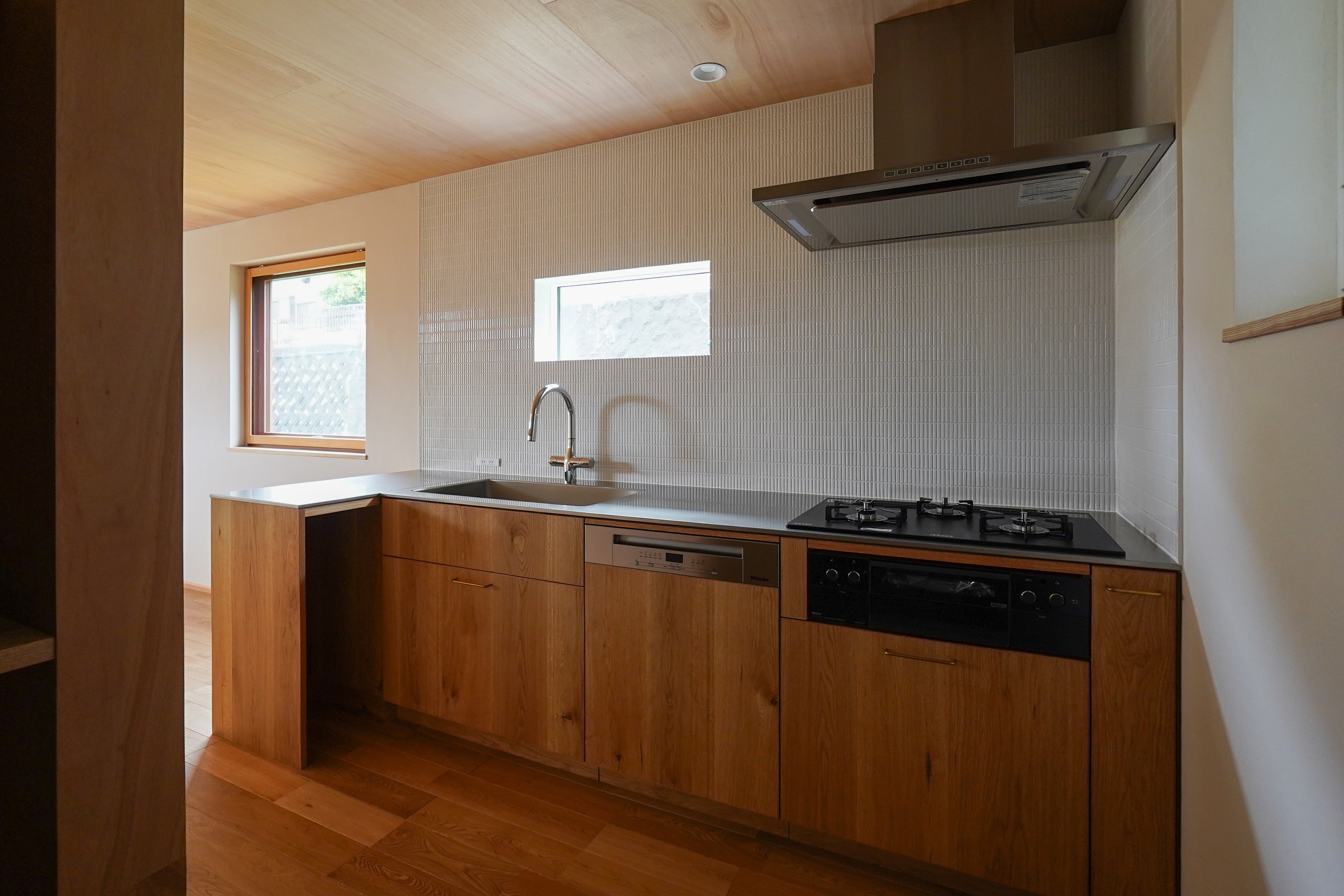 title: HOUSE 292 | Page No,321 | No.9 | sync-furniture | 株式会社 SYNC | 福岡県 家具工房 | オーダーメイドキッチン