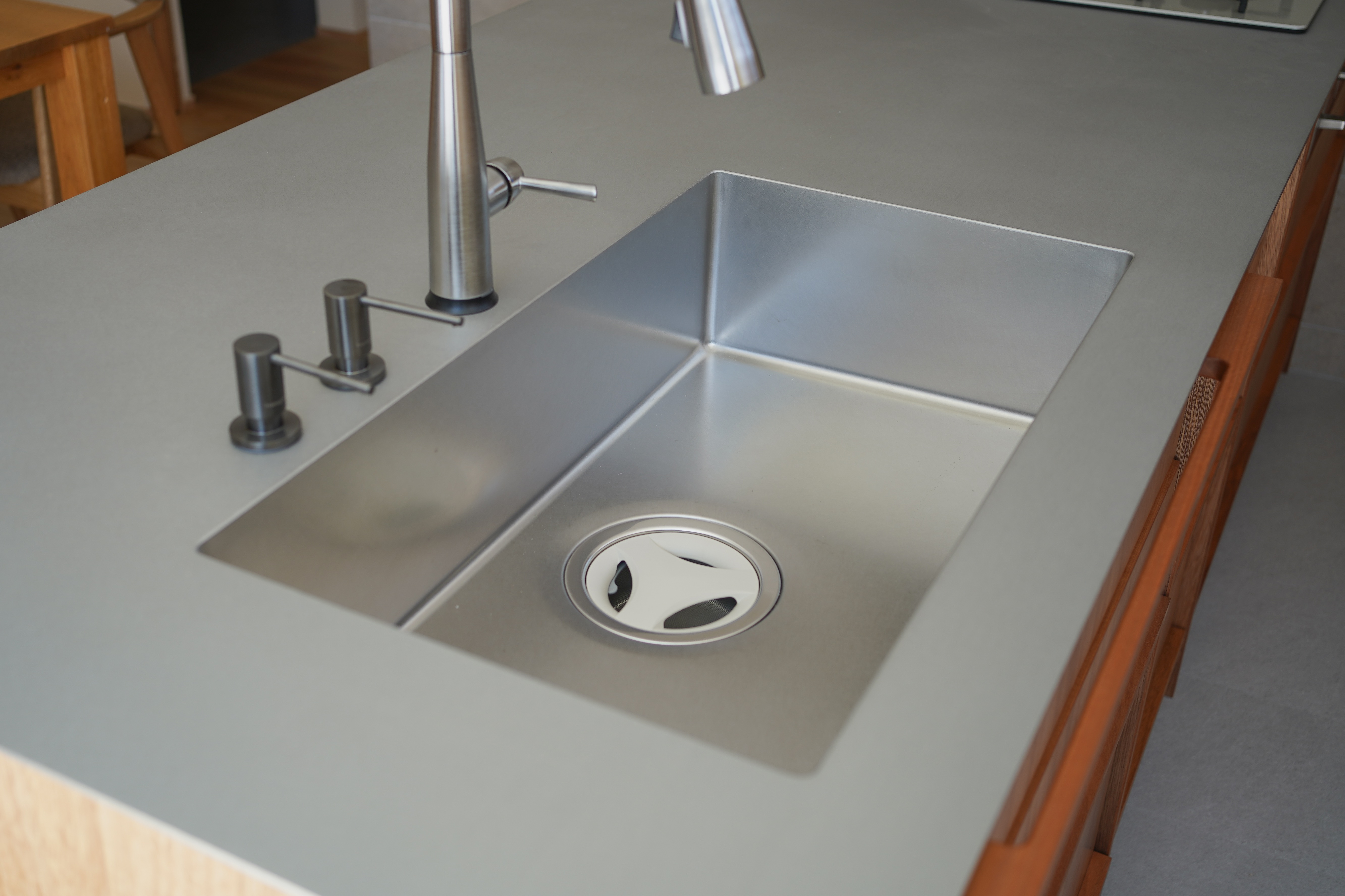 title: HOUSE 293 | Page No,326 | No.12 | sync-furniture | 株式会社 SYNC | 福岡県 家具工房 | オーダーメイドキッチン