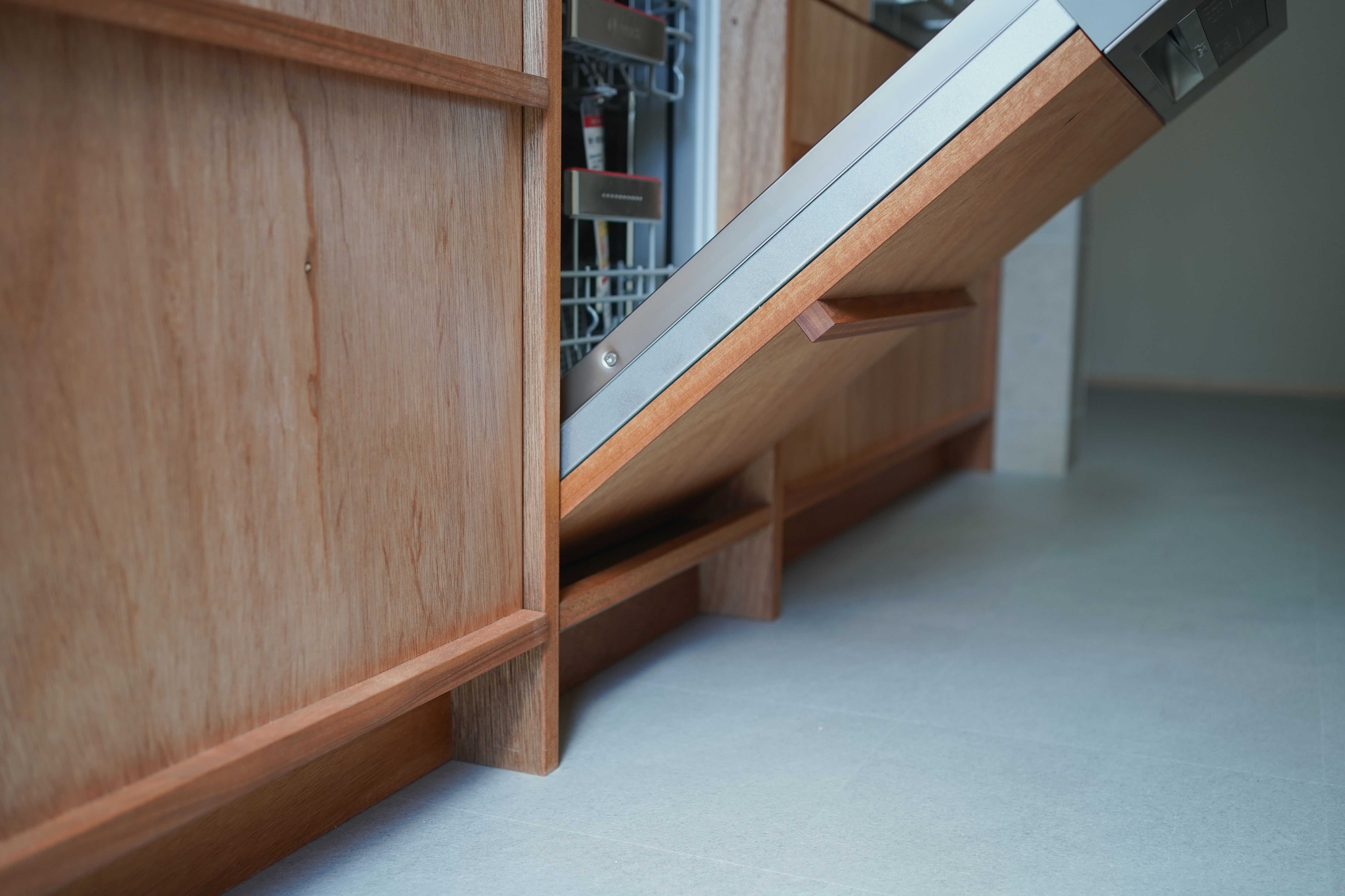 title: HOUSE 293 | Page No,326 | No.14 | sync-furniture | 株式会社 SYNC | 福岡県 家具工房 | オーダーメイドキッチン