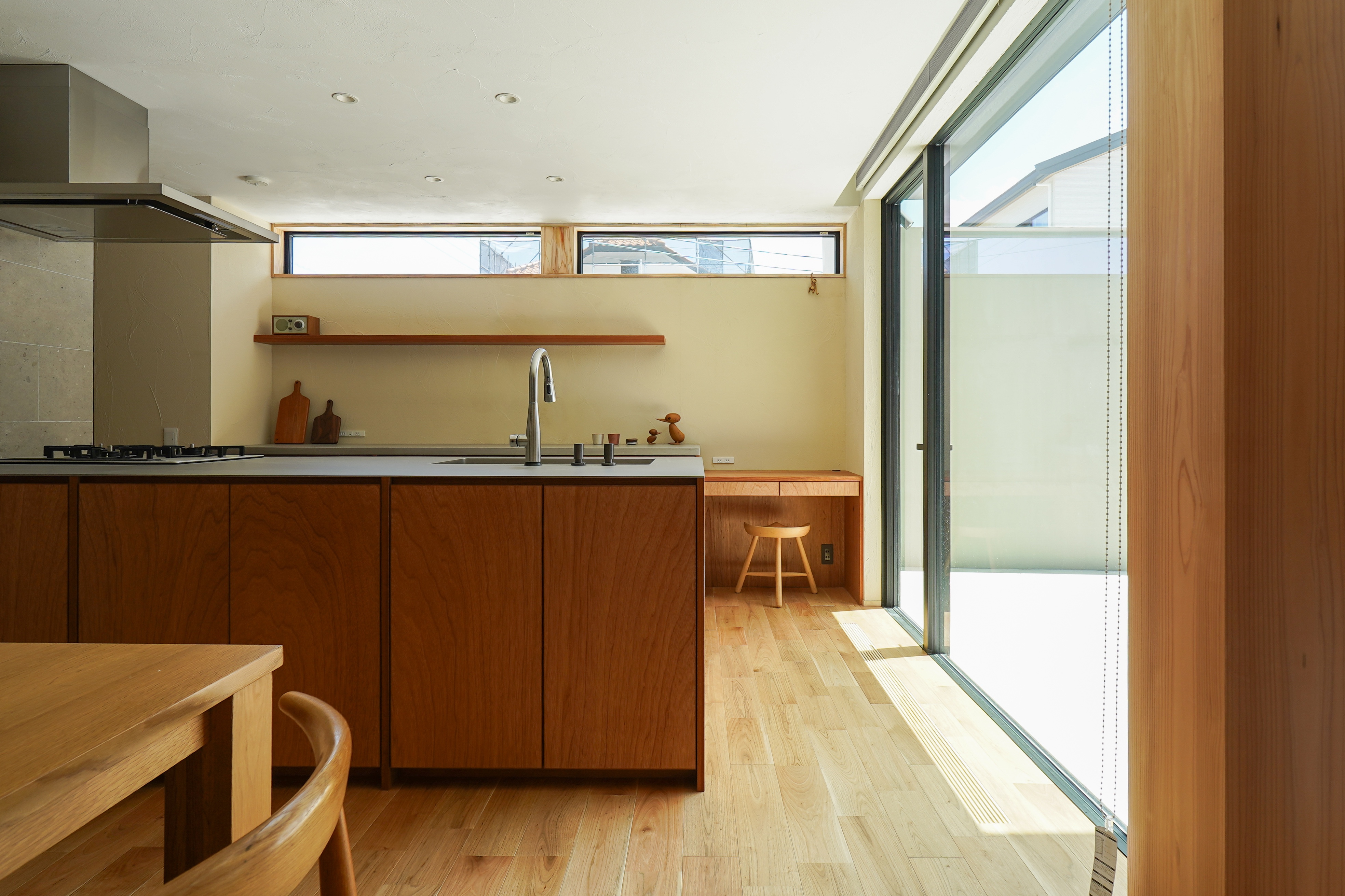title: HOUSE 293 | Page No,326 | No.2 | sync-furniture | 株式会社 SYNC | 福岡県 家具工房 | オーダーメイドキッチン