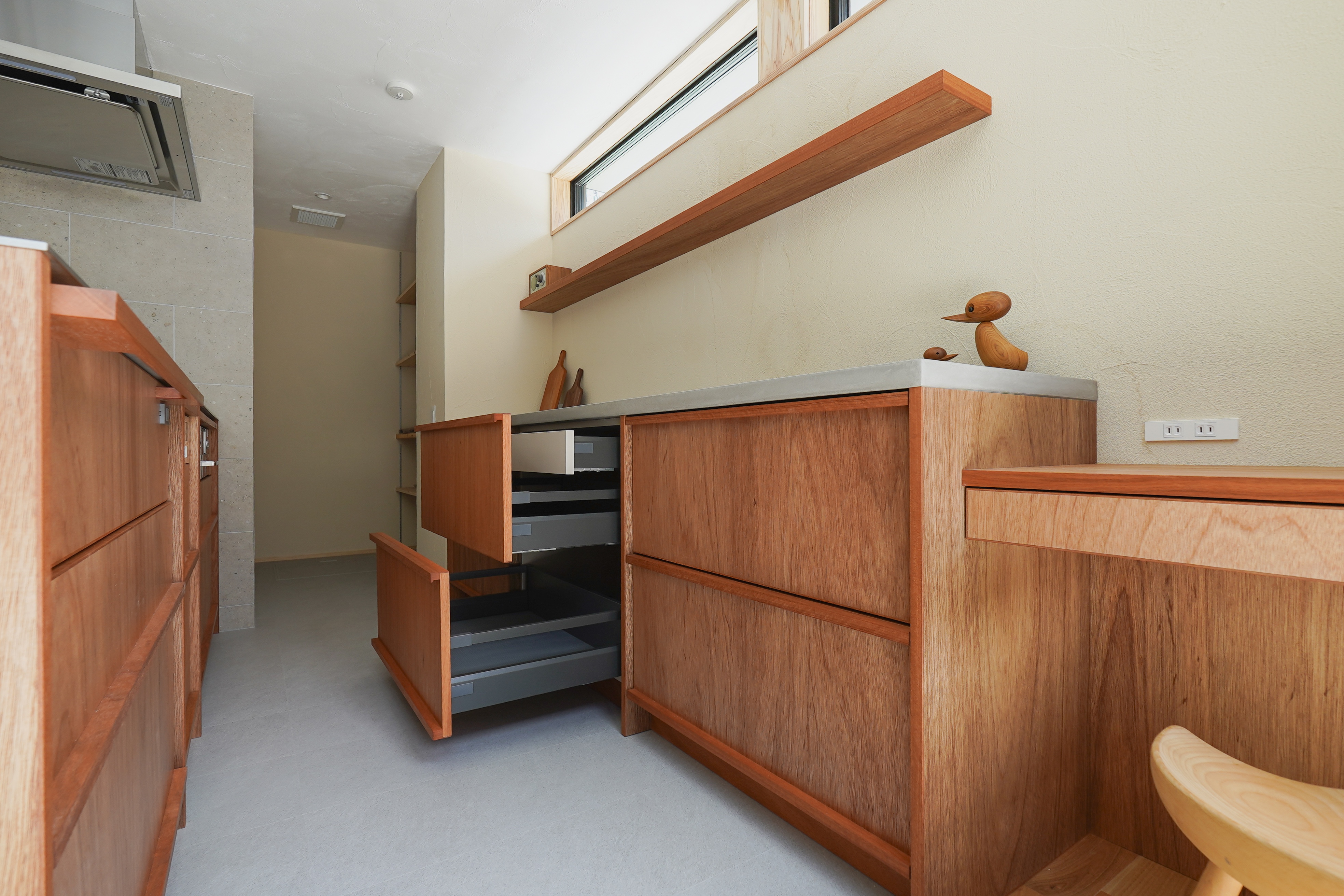 title: HOUSE 293 | Page No,326 | No.5 | sync-furniture | 株式会社 SYNC | 福岡県 家具工房 | オーダーメイドキッチン