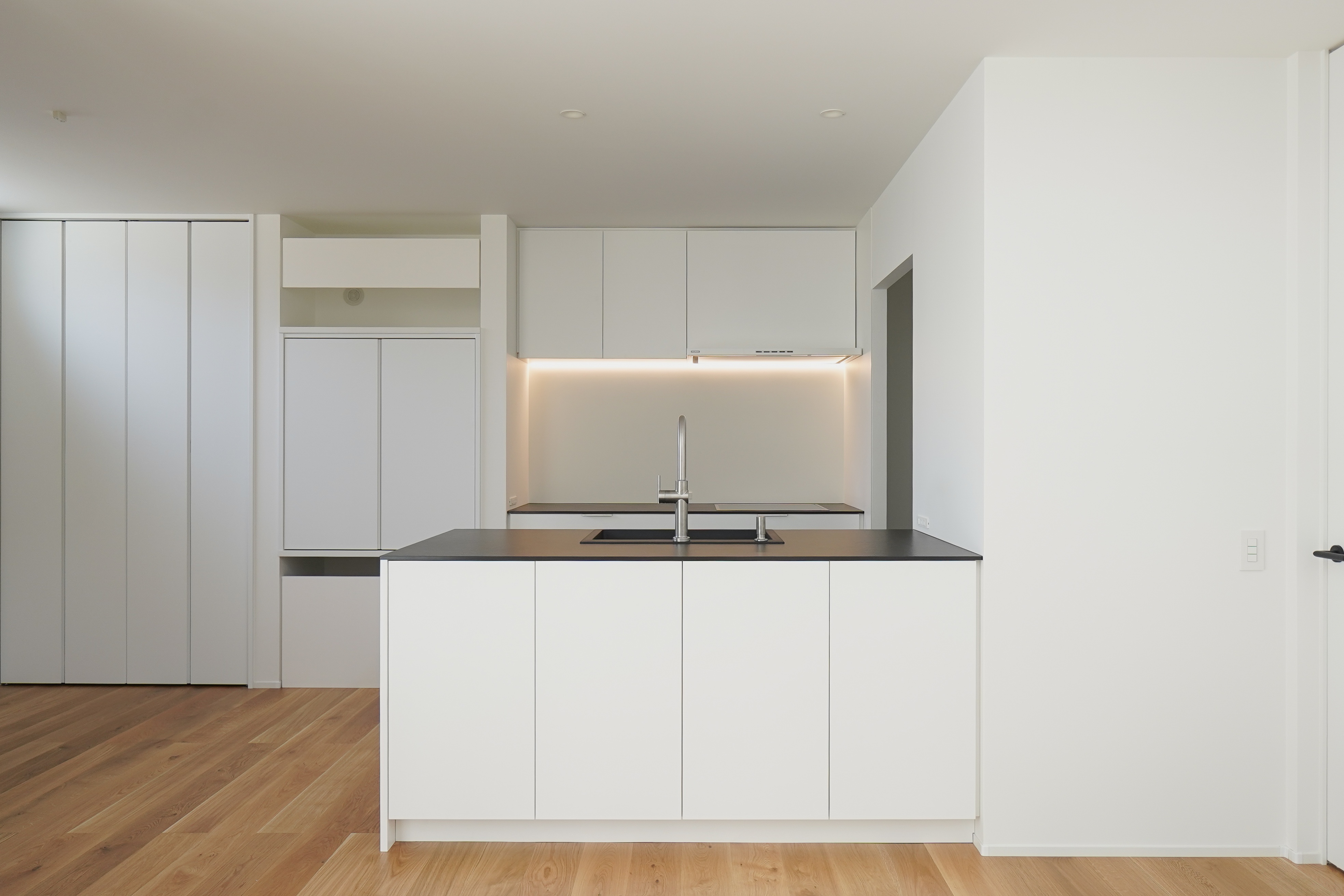title: HOUSE 294 | Page No,327 | No.2 | sync-furniture | 株式会社 SYNC | 福岡県 家具工房 | オーダーメイドキッチン