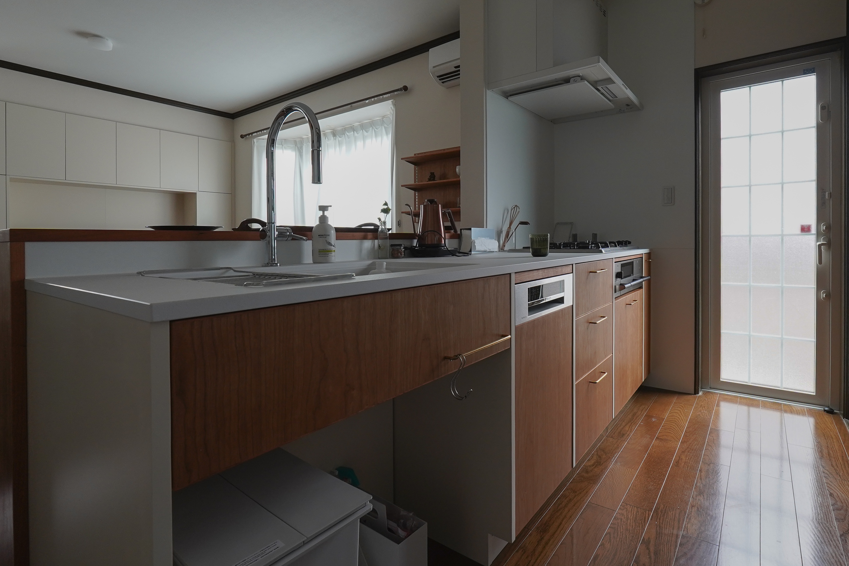 title: HOUSE 295 | Page No,328 | No.3 | sync-furniture | 株式会社 SYNC | 福岡県 家具工房 | オーダーメイドキッチン