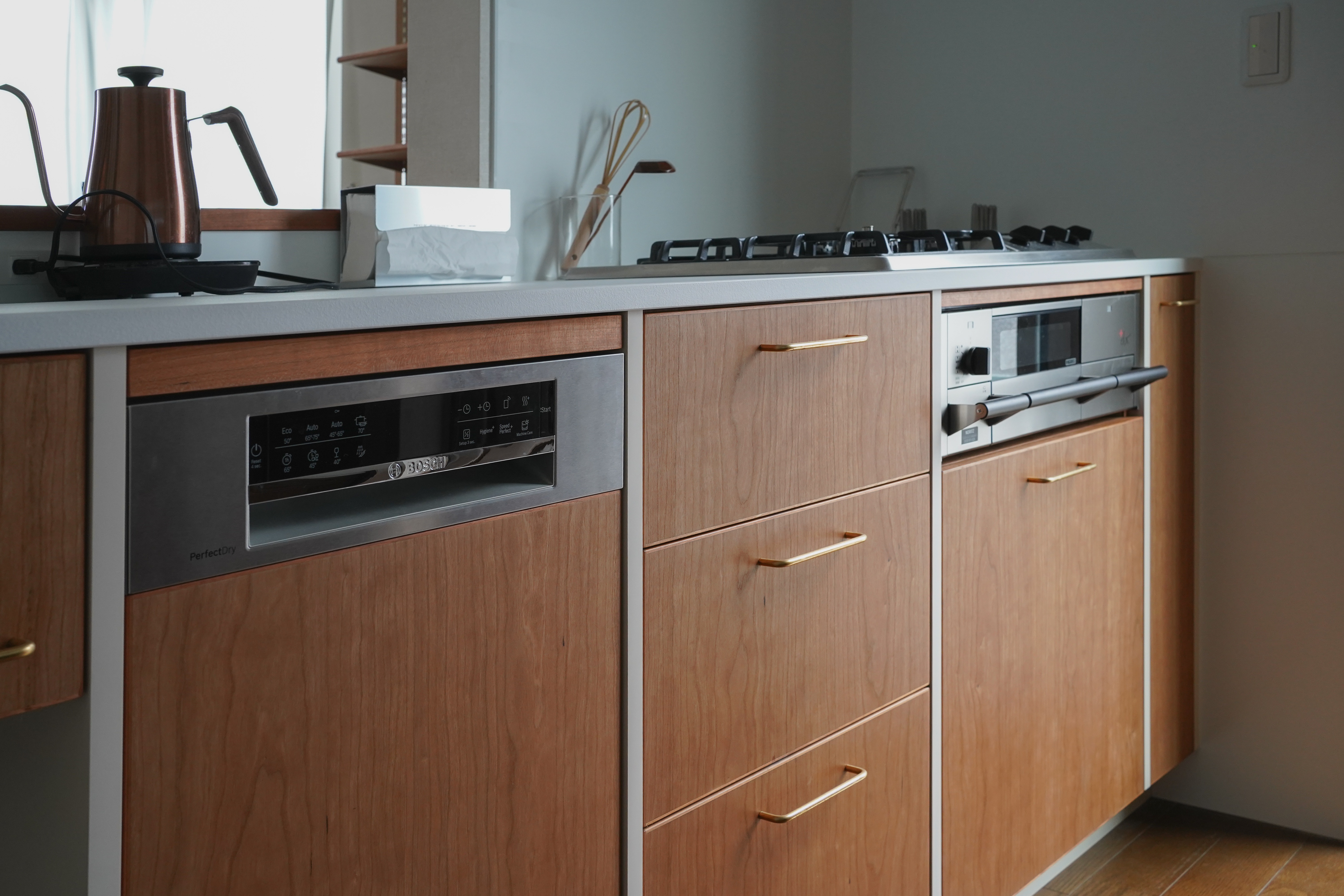 title: HOUSE 295 | Page No,328 | No.4 | sync-furniture | 株式会社 SYNC | 福岡県 家具工房 | オーダーメイドキッチン