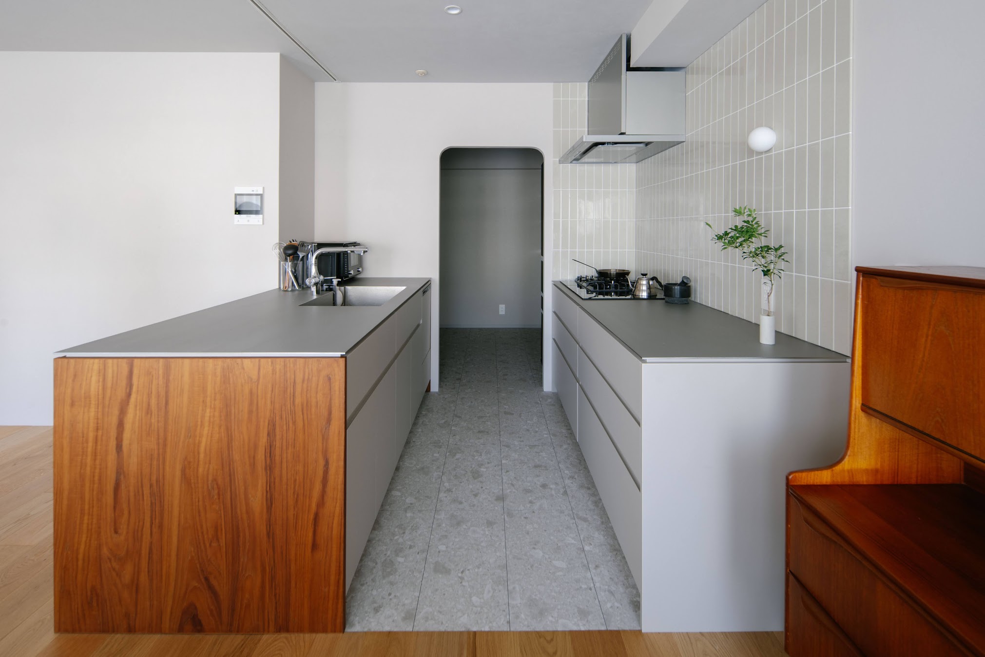 title: HOUSE 298 | Page No,330 | No.3 | sync-furniture | 株式会社 SYNC | 福岡県 家具工房 | オーダーメイドキッチン
