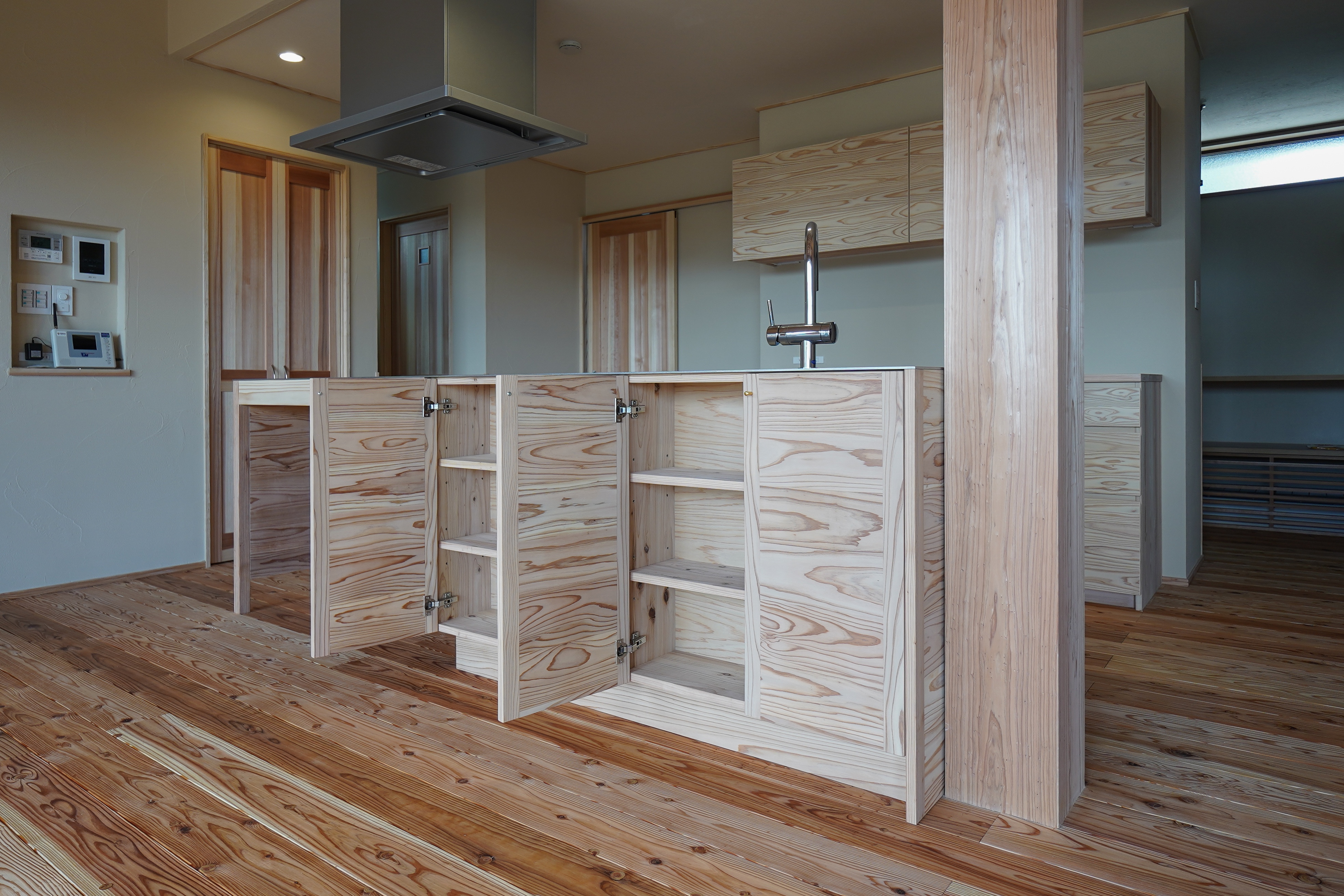 title: HOUSE 299 | Page No,332 | No.4 | sync-furniture | 株式会社 SYNC | 福岡県 家具工房 | オーダーメイドキッチン