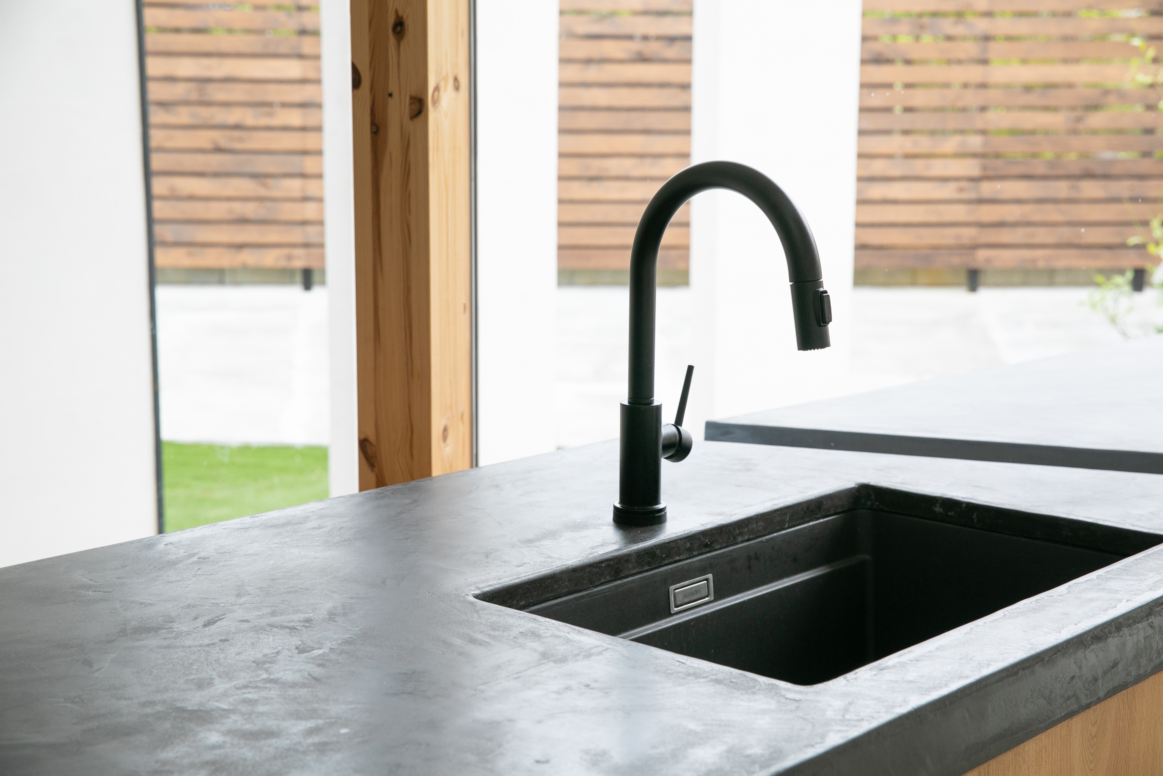 title: HOUSE 300 | Page No,333 | No.8 | sync-furniture | 株式会社 SYNC | 福岡県 家具工房 | オーダーメイドキッチン