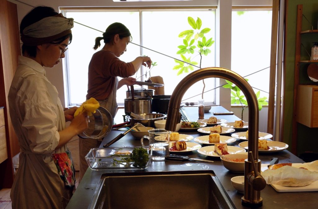 title: meili “春の養生薬膳レッスン”｜2023.4.22 | Page No,521 | No.6 | sync-furniture | 株式会社 SYNC | 福岡県 家具工房 | オーダーメイドキッチン